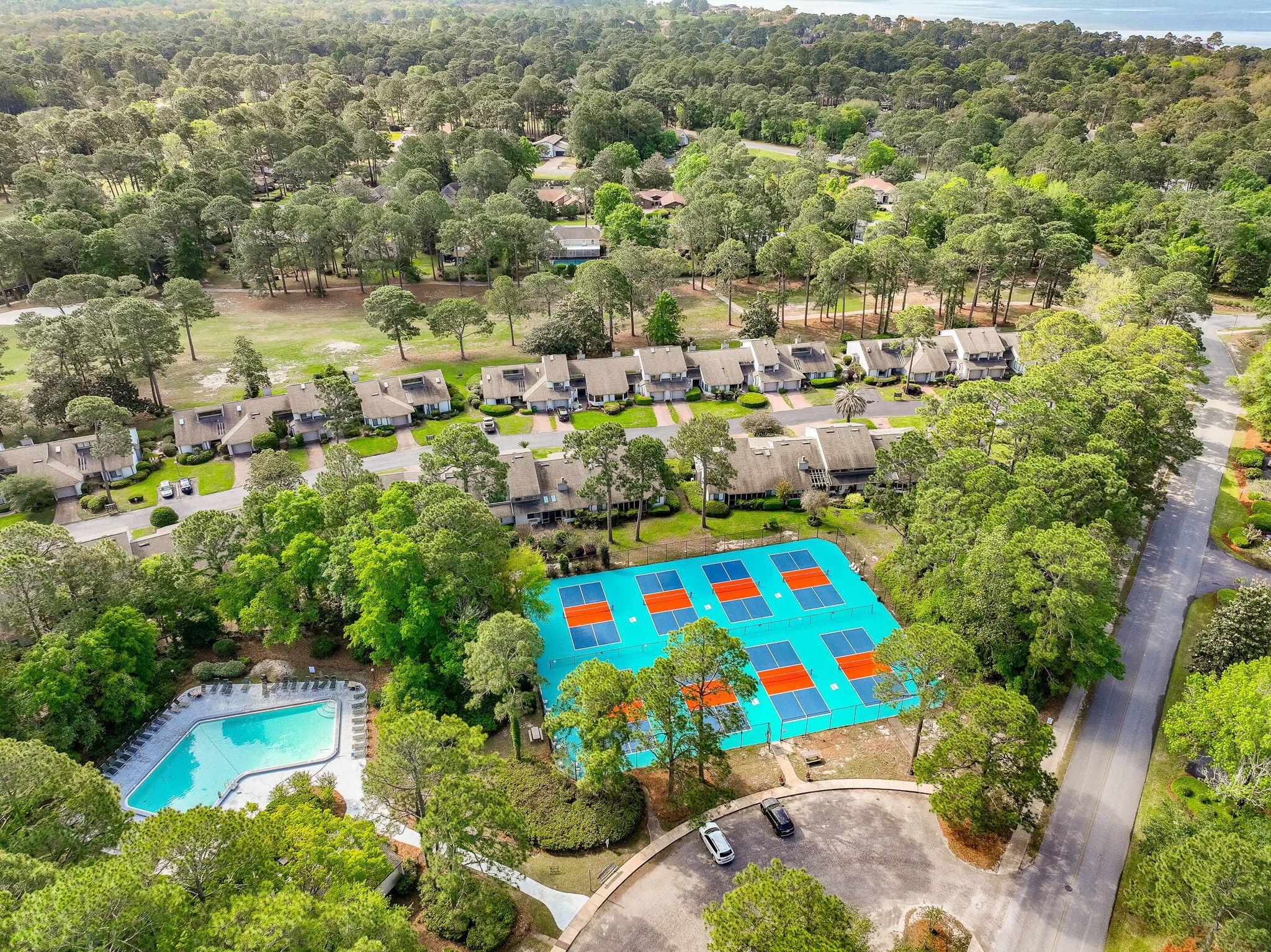 SOUTHWIND PH 6 - Residential