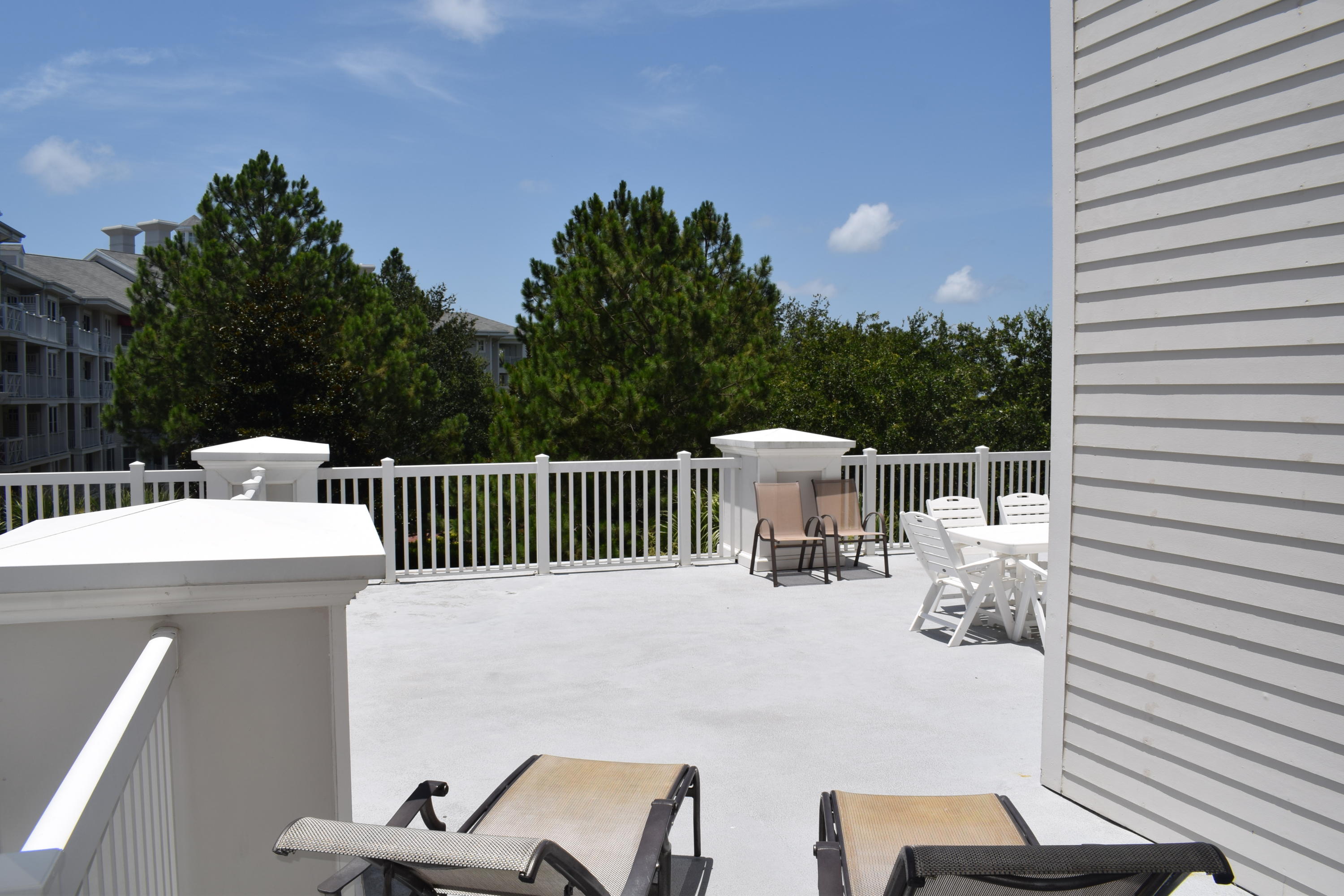 GRAND SANDESTIN - Residential Lease
