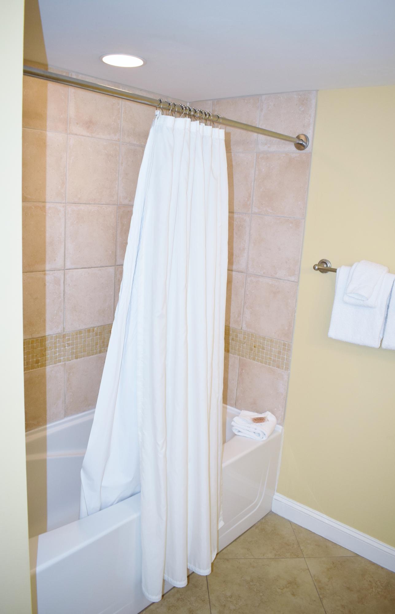 GRAND SANDESTIN - Residential Lease