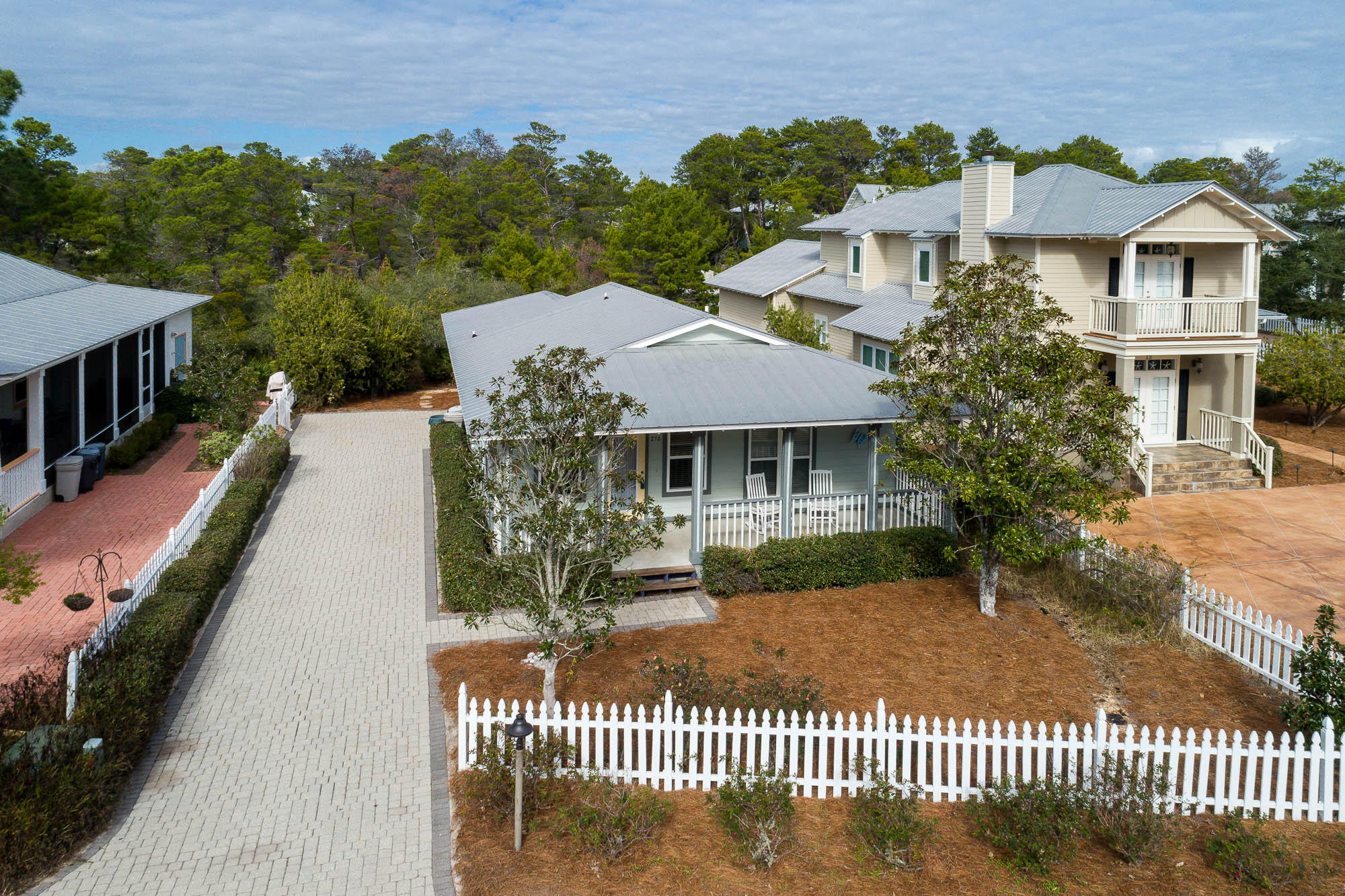 CASSINE VILLAGE - Residential