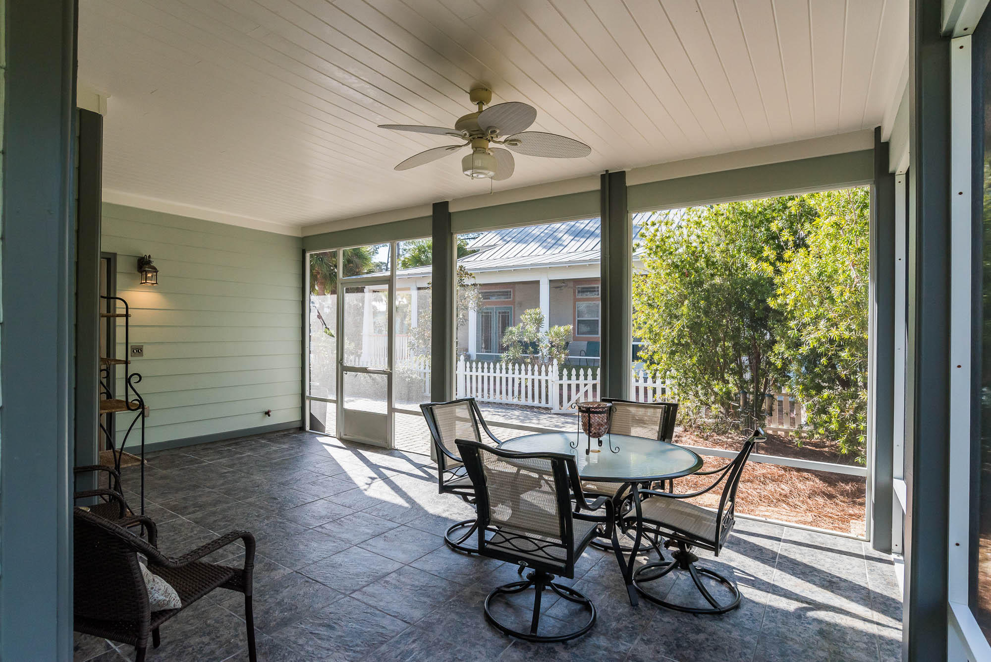 CASSINE VILLAGE - Residential