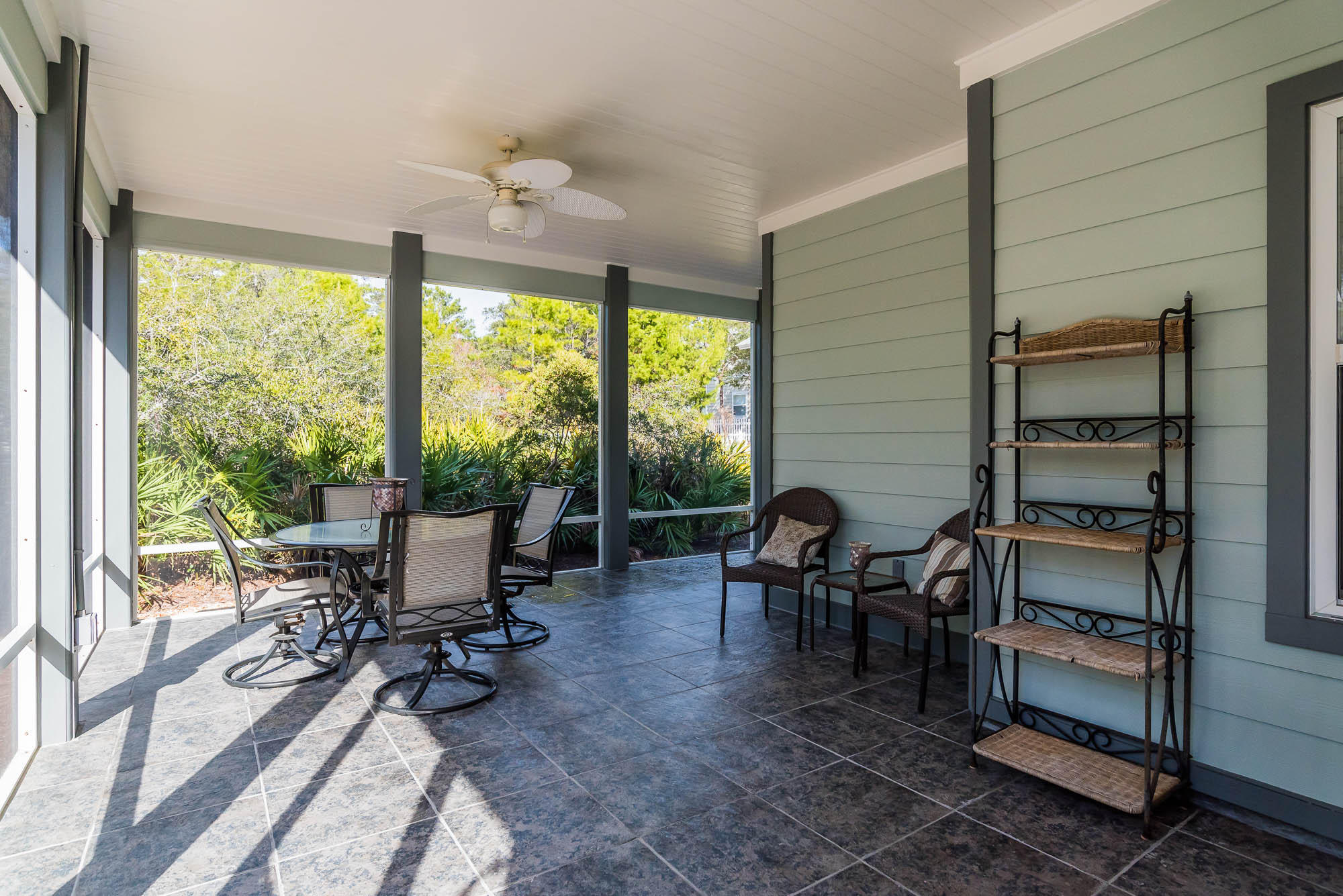 CASSINE VILLAGE - Residential