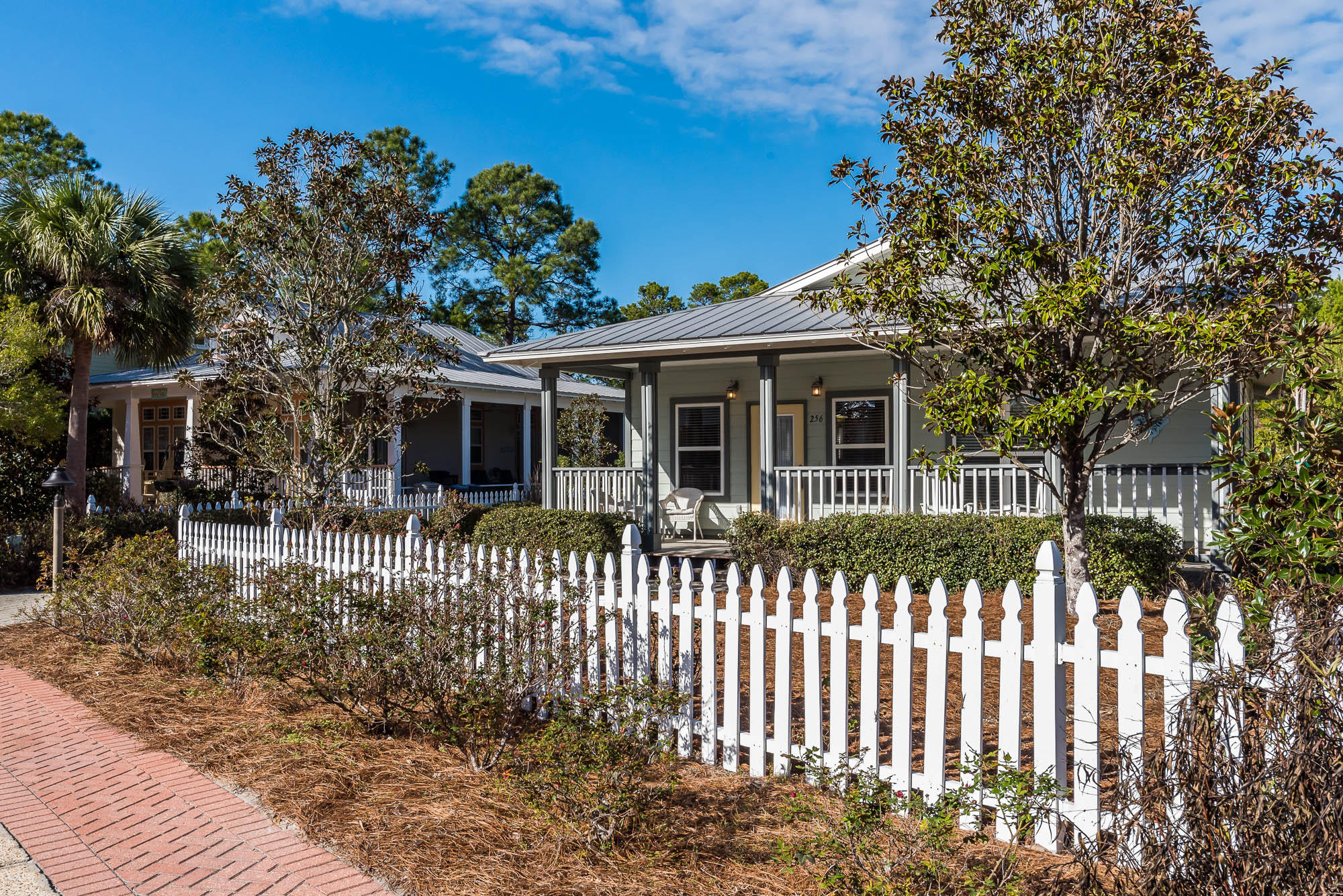 CASSINE VILLAGE - Residential