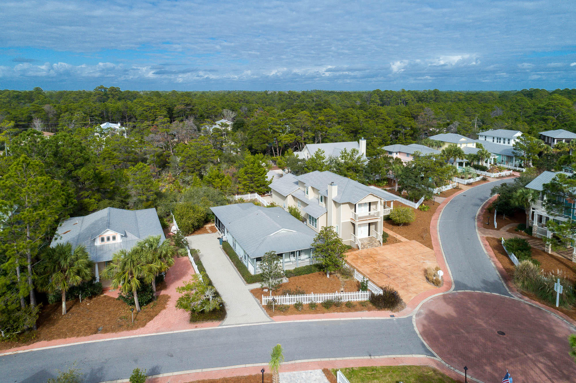 CASSINE VILLAGE - Residential