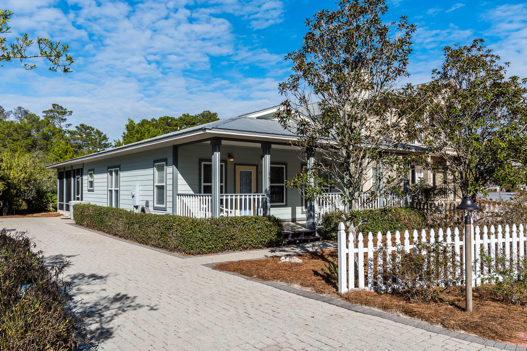 CASSINE VILLAGE - Residential