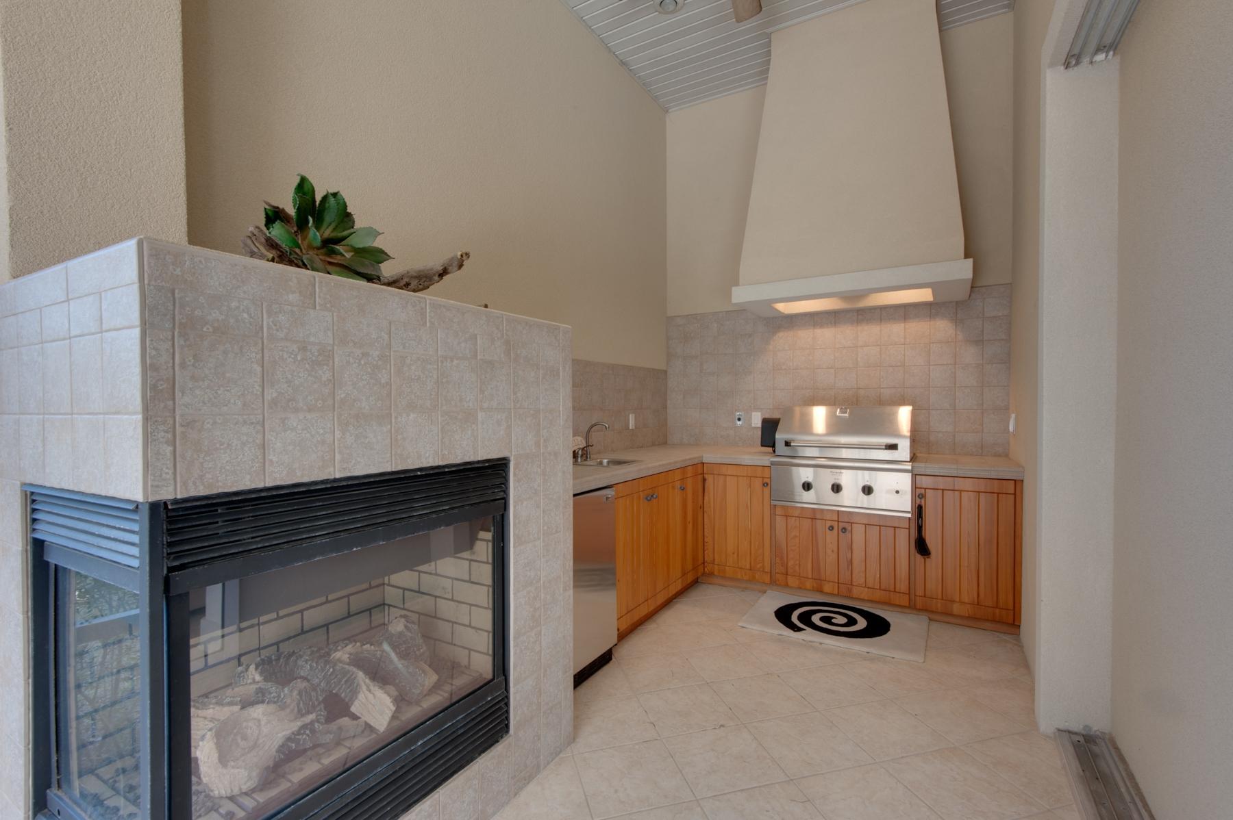 BURNT PINE - Residential