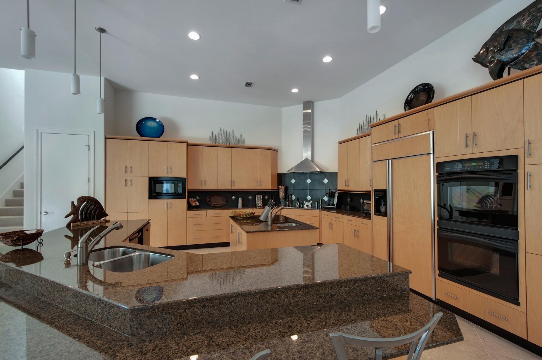 BURNT PINE - Residential