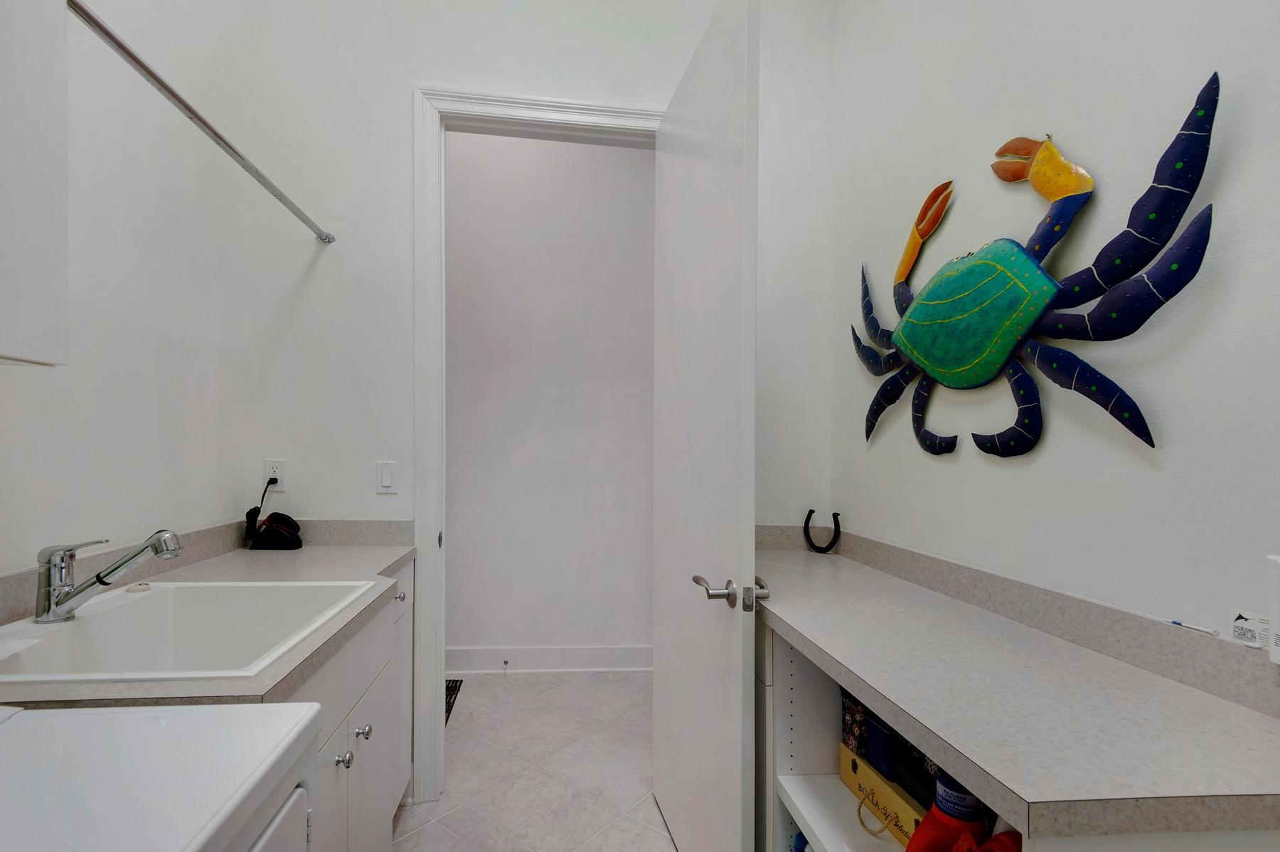 BURNT PINE - Residential