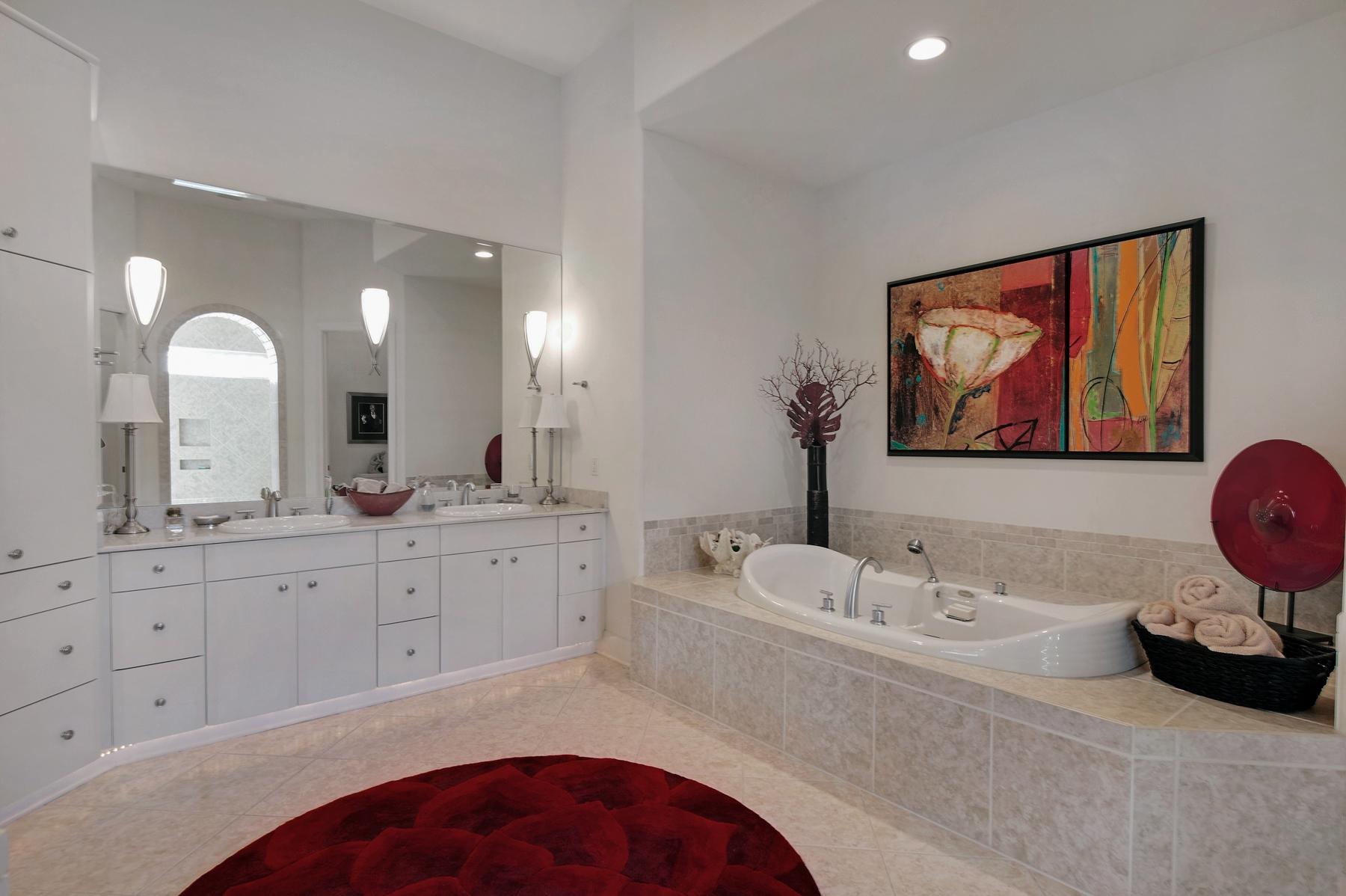 BURNT PINE - Residential