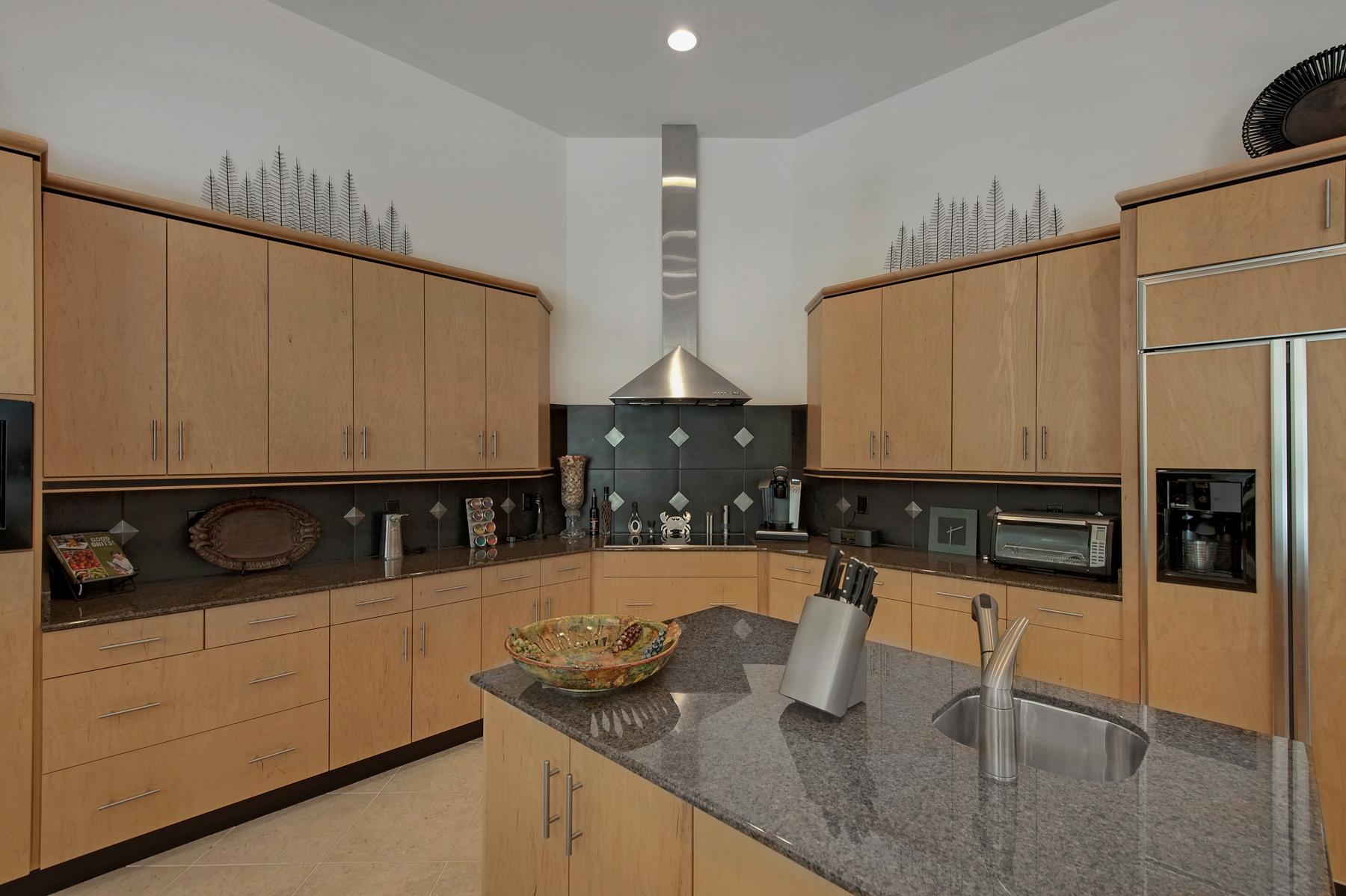 BURNT PINE - Residential