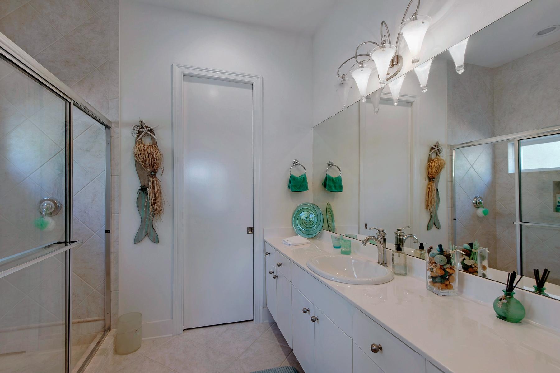 BURNT PINE - Residential