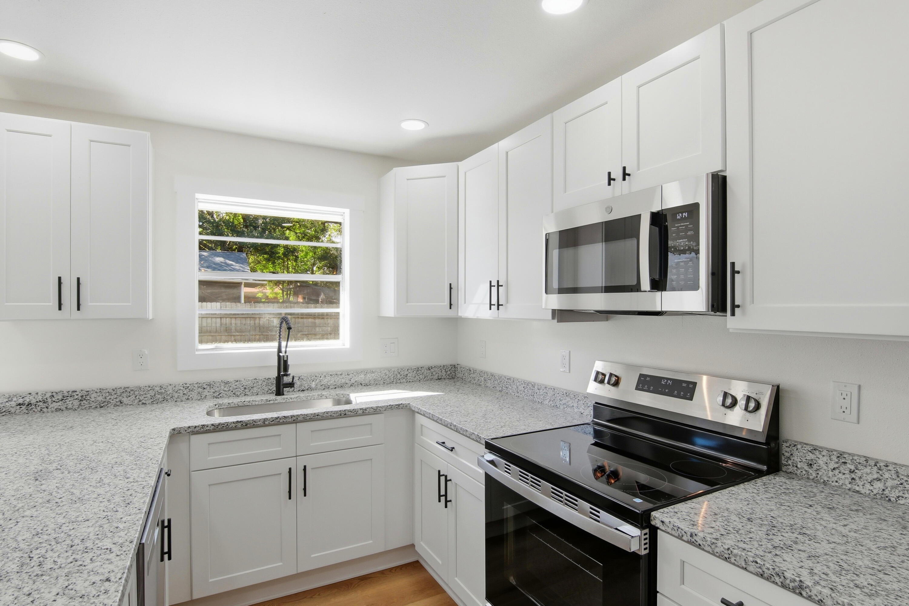 EASTGATE - Residential