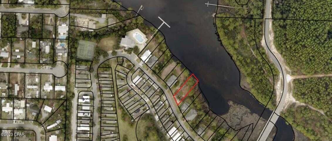 Turtle cove at Lake Powell - Land