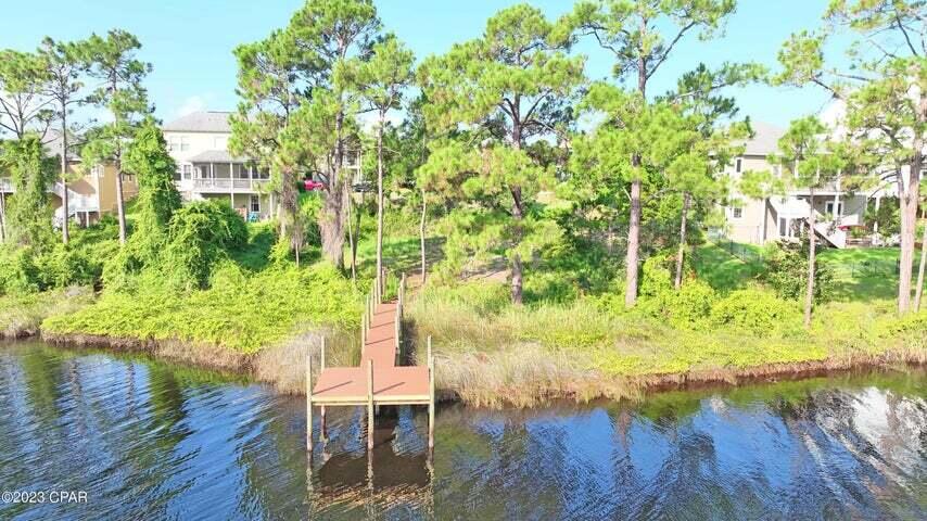 Turtle cove at Lake Powell - Land