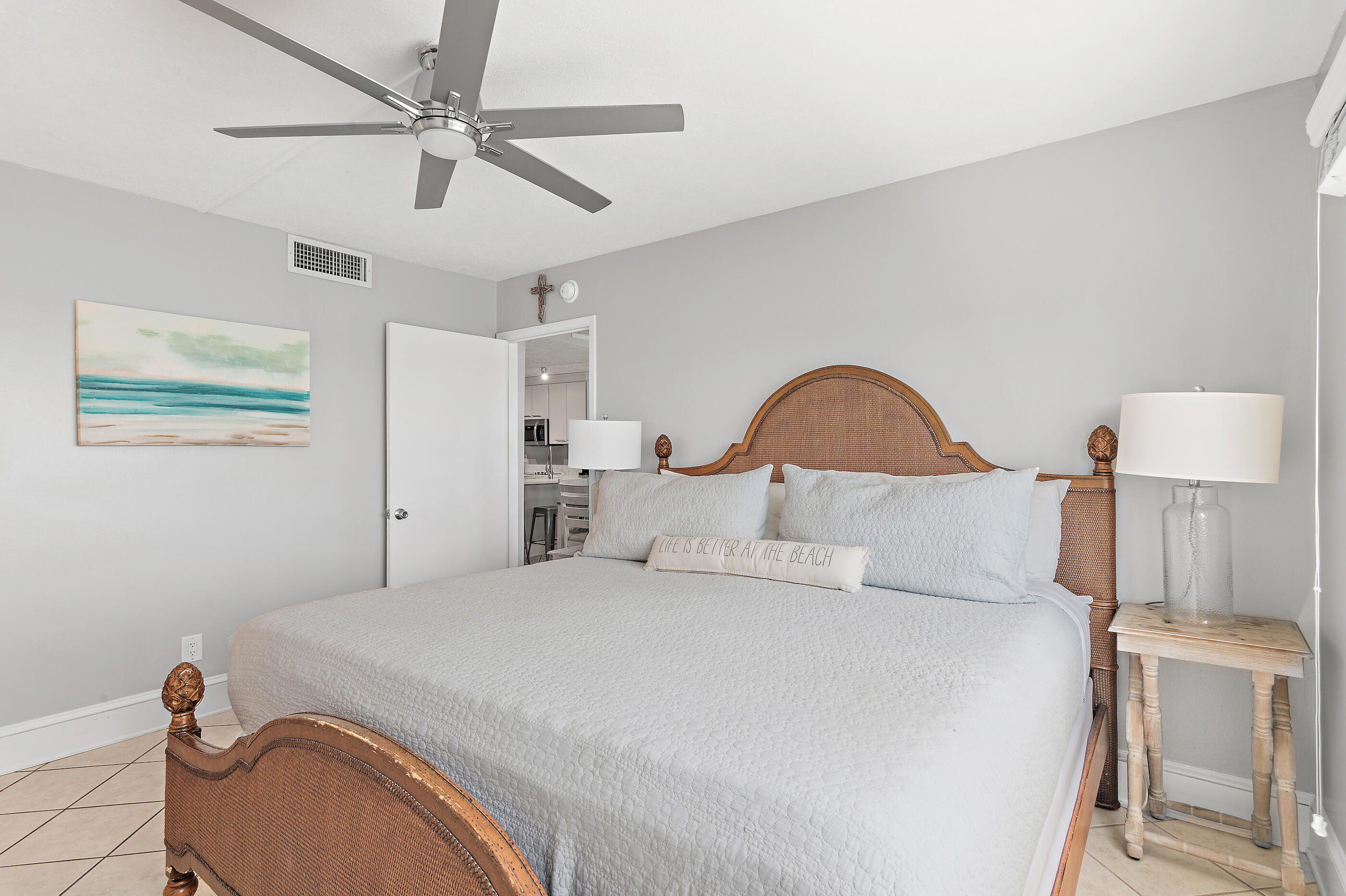PINNACLE PORT - Residential