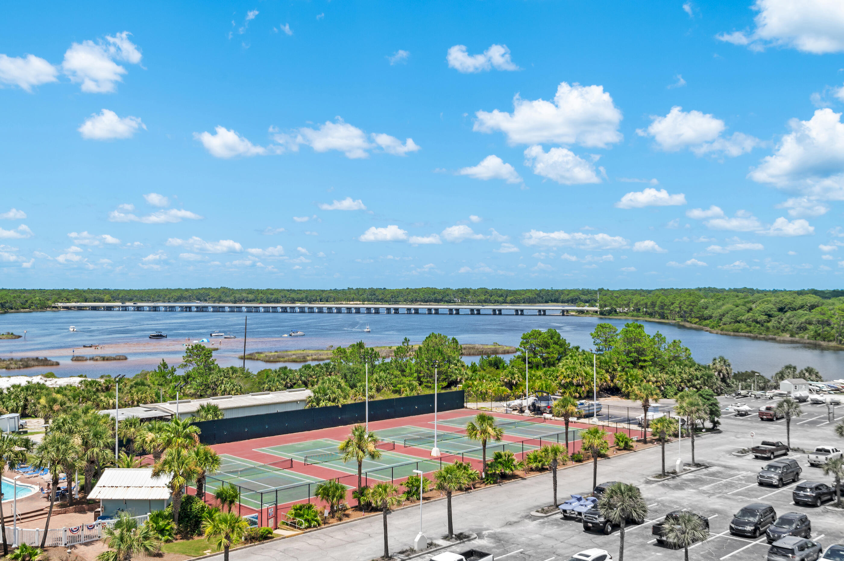 PINNACLE PORT - Residential