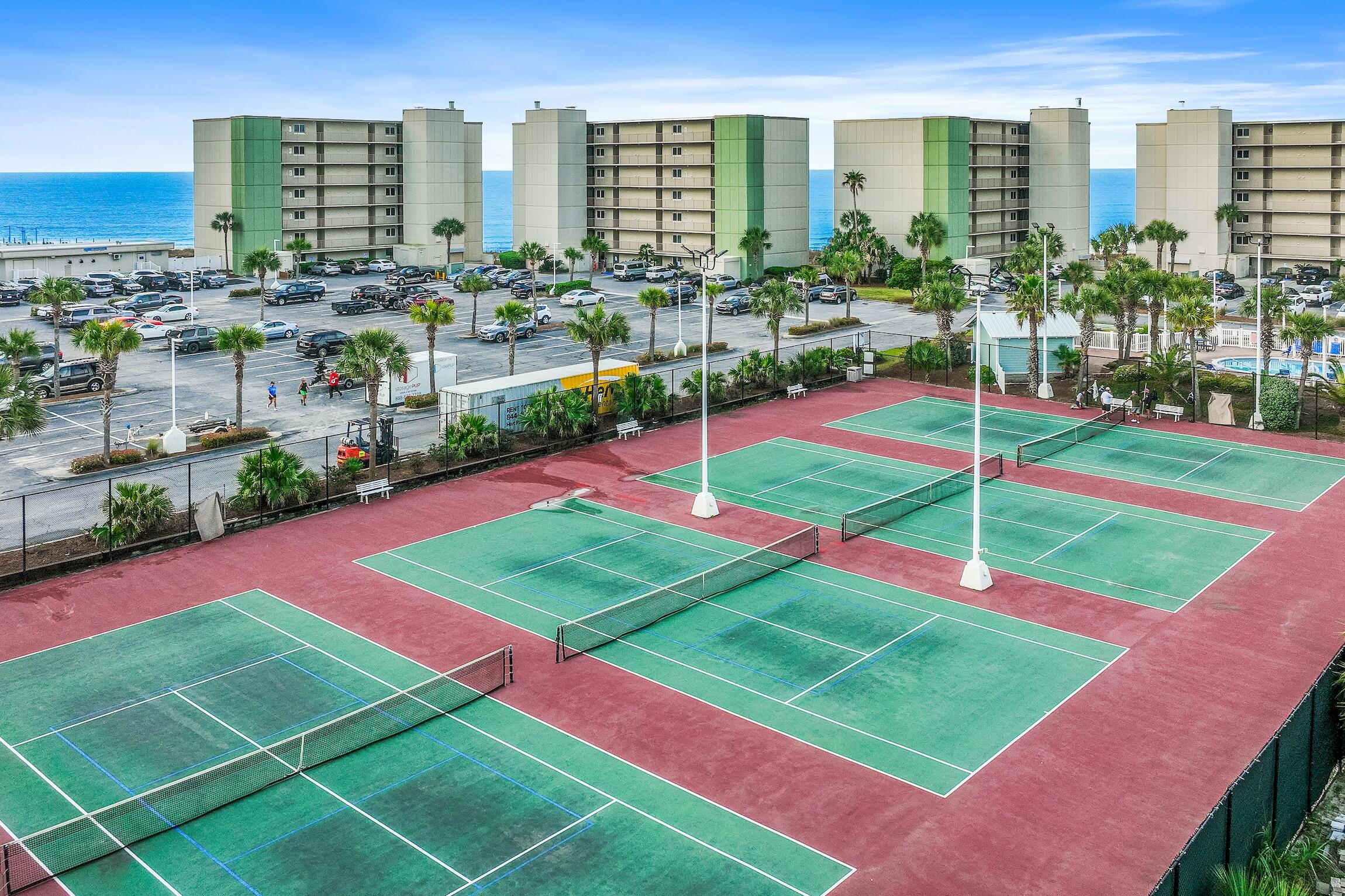 PINNACLE PORT - Residential