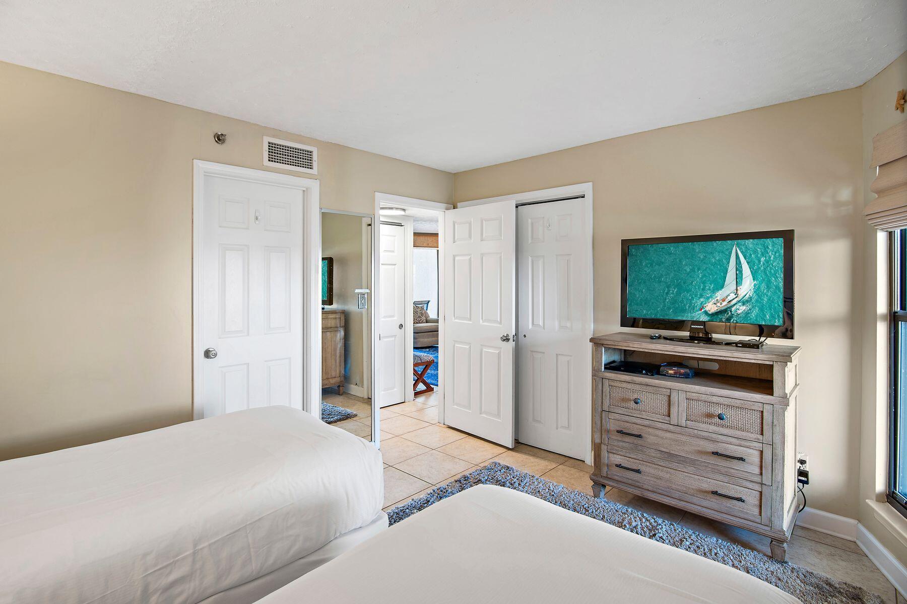 BEACHSIDE 1 CONDO - Residential