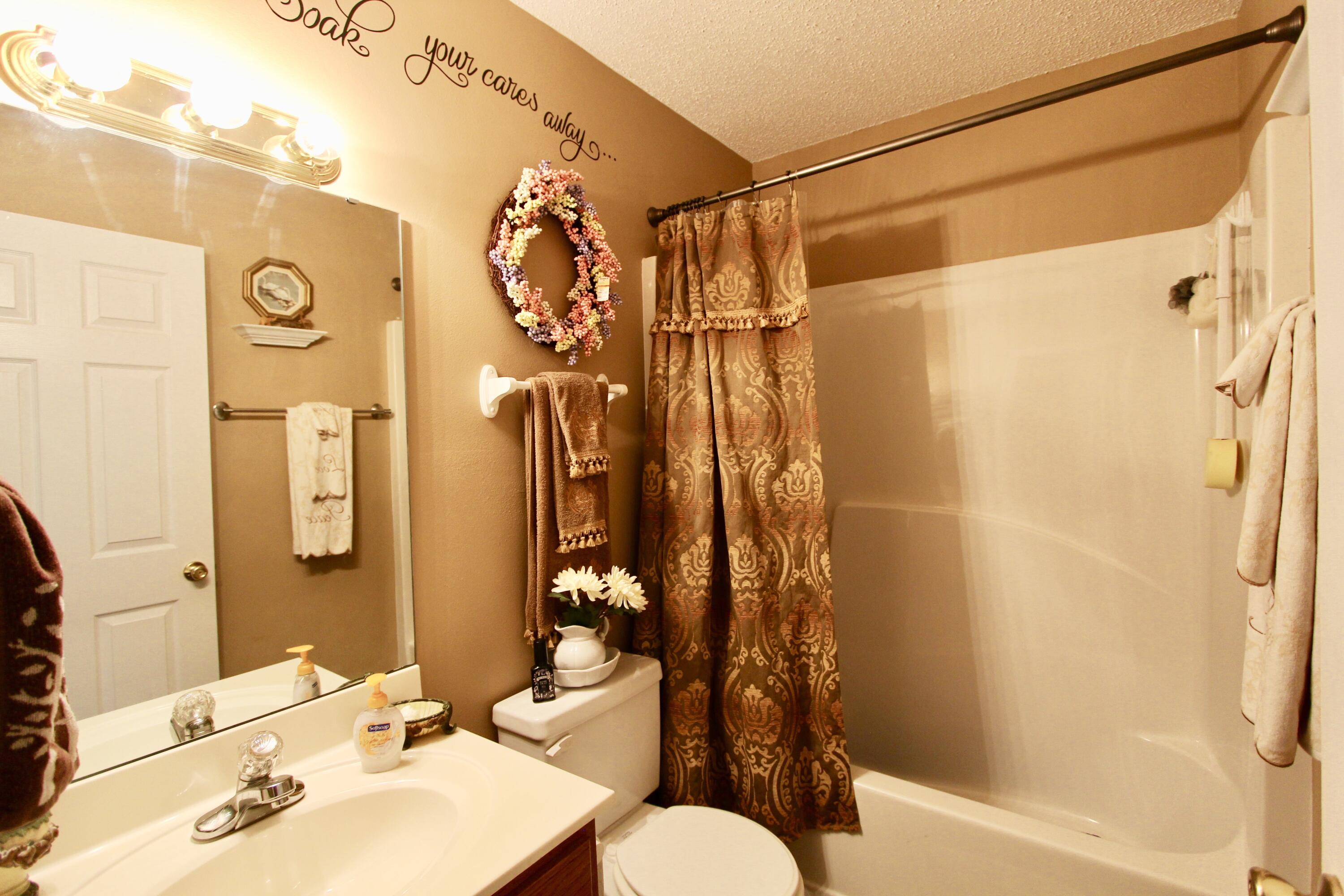 WINDING CREEK ESTATES PH 4 - Residential