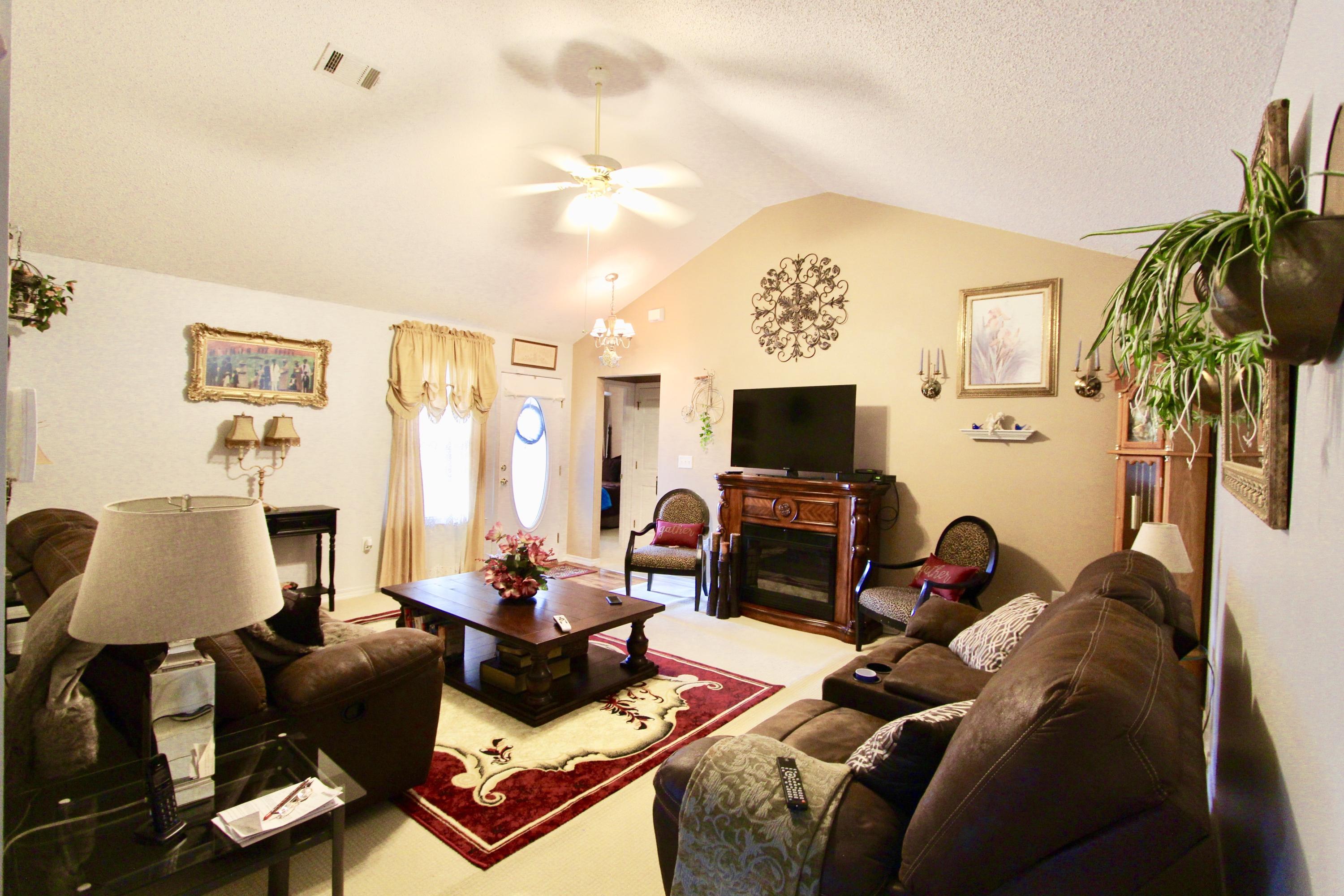 WINDING CREEK ESTATES PH 4 - Residential