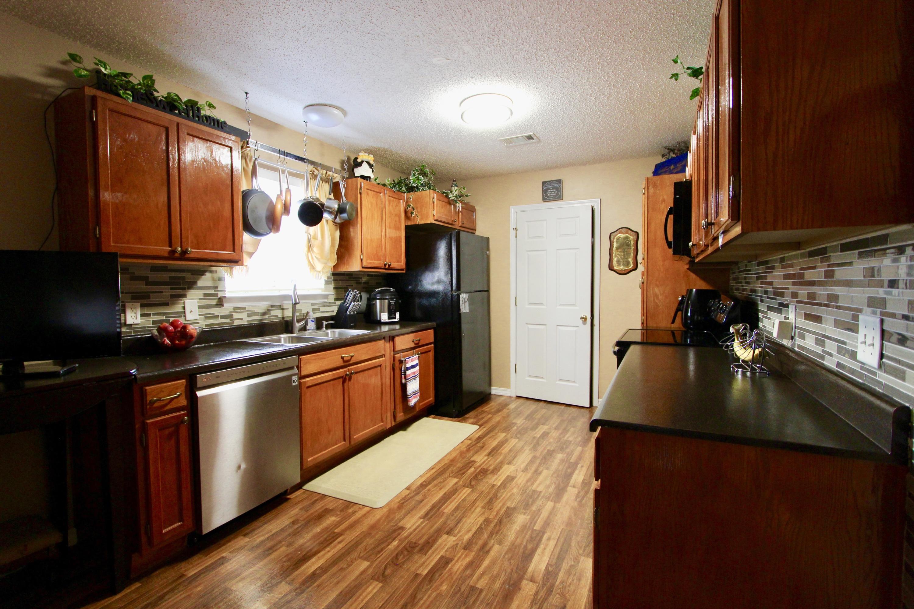 WINDING CREEK ESTATES PH 4 - Residential