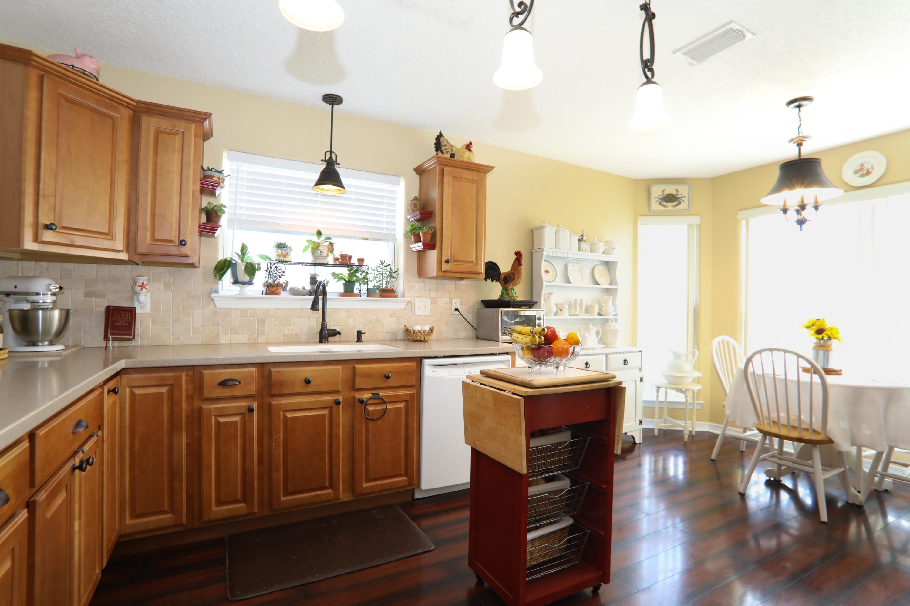 SUMMER PLACE ESTATES - Residential