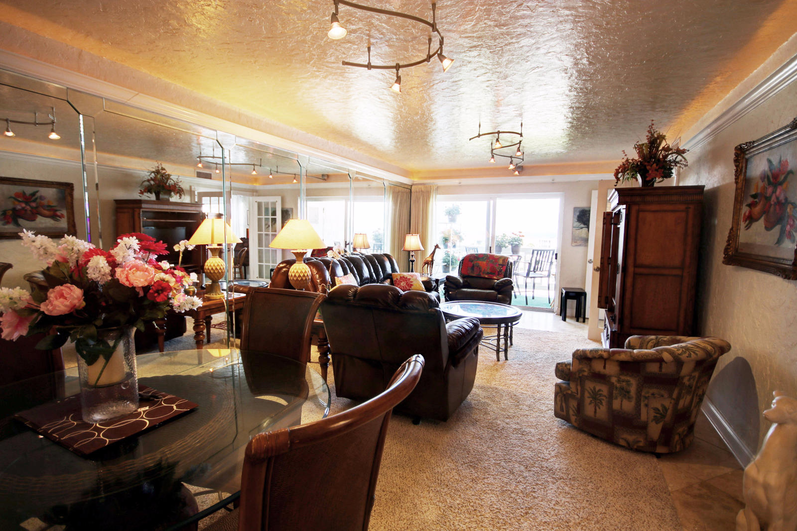 EL MATADOR CONDO - Residential