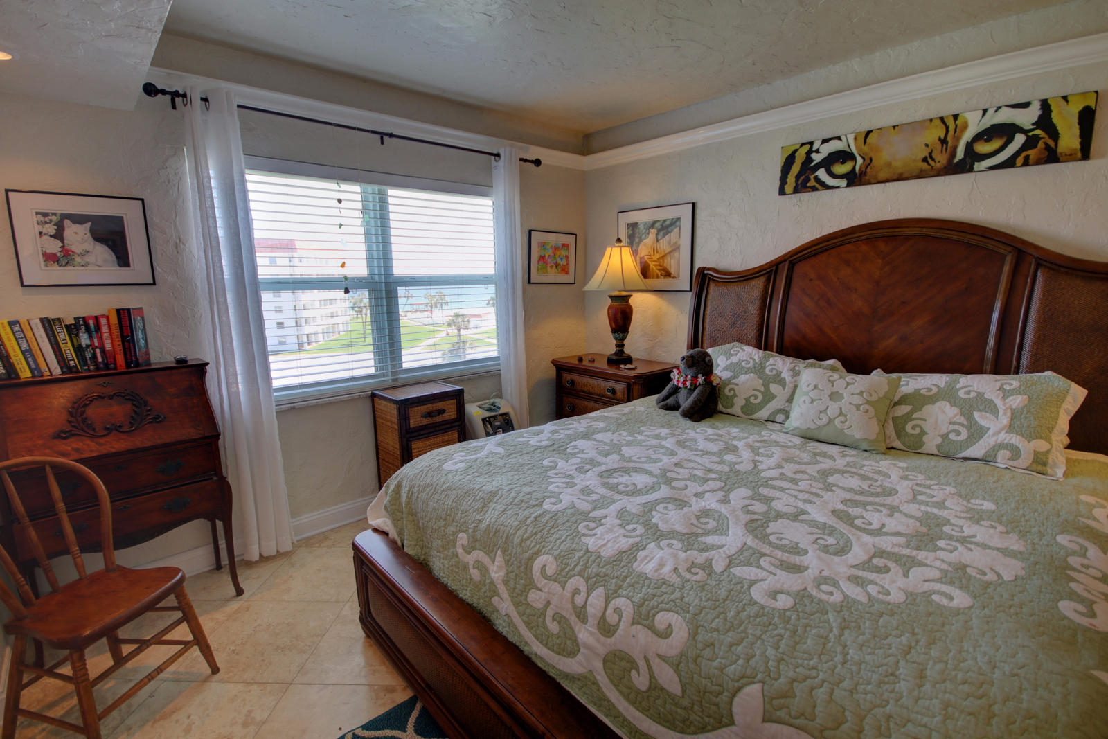 EL MATADOR CONDO - Residential