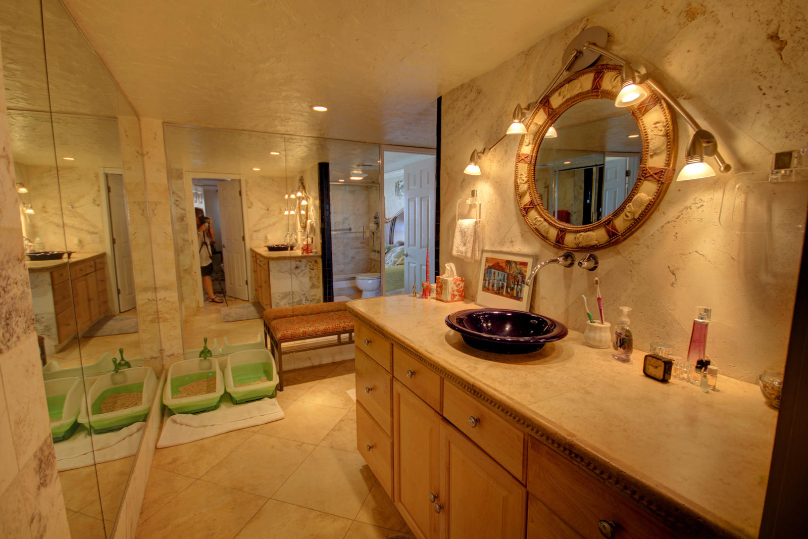 EL MATADOR CONDO - Residential