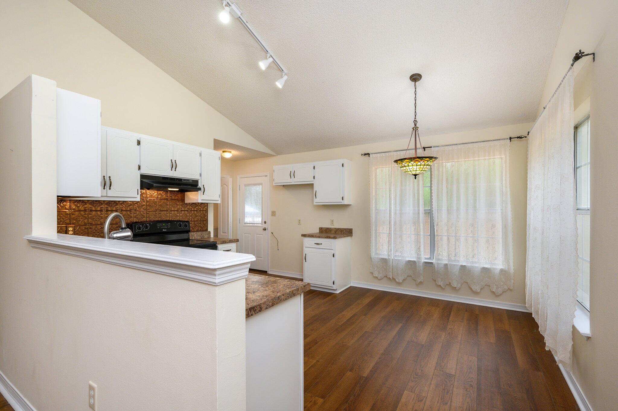 NORMANDY TERRACE - Residential