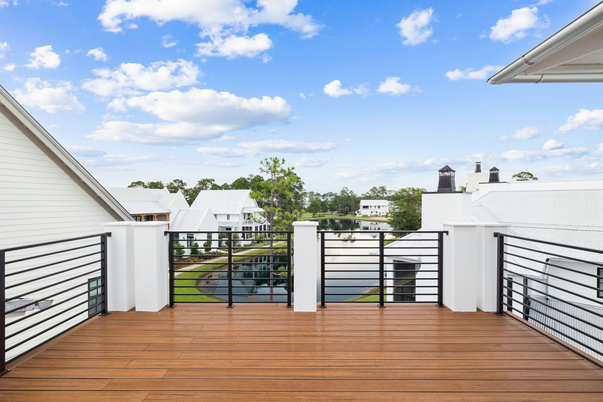 CHURCHILL OAKS - Residential