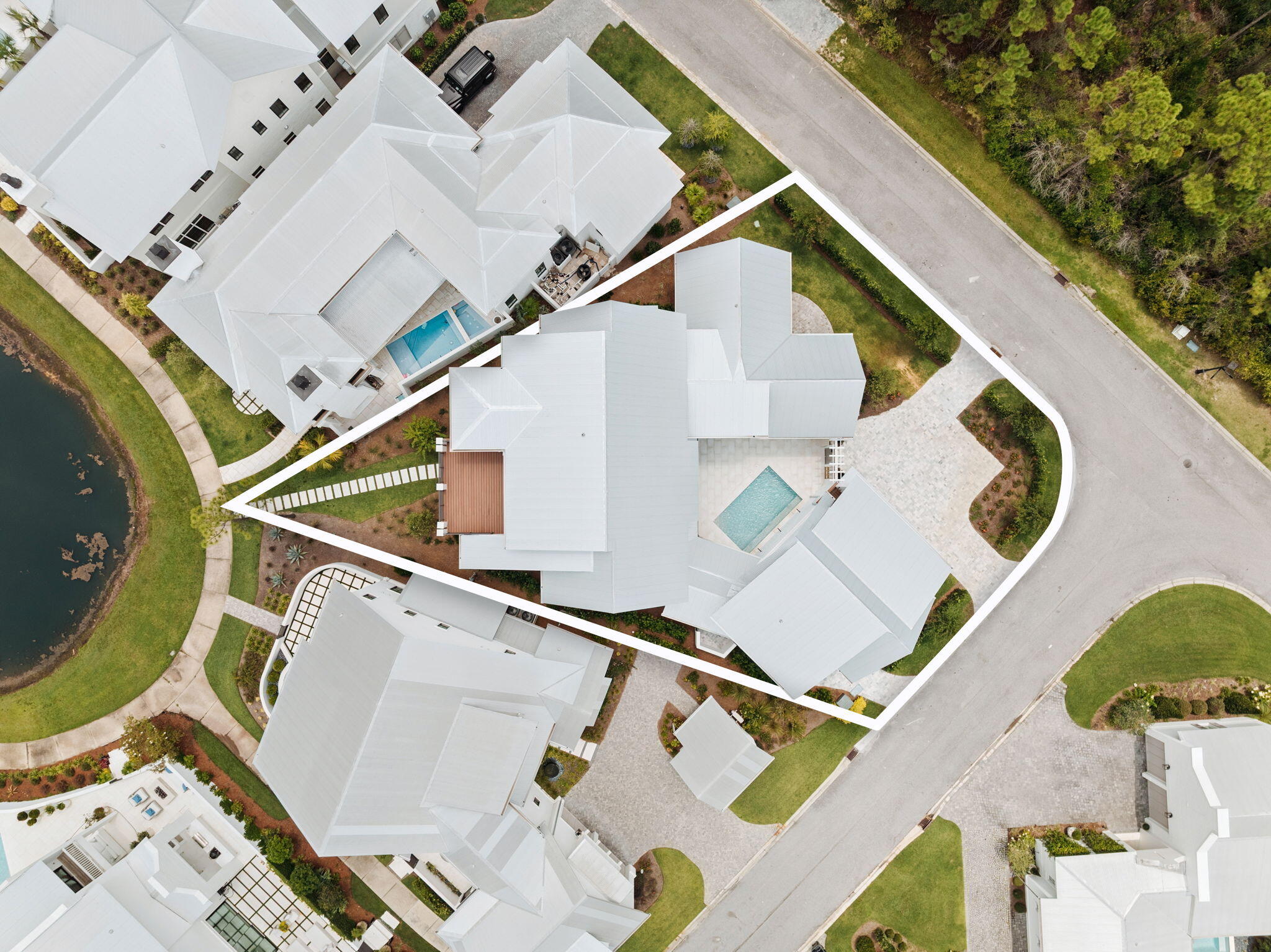 CHURCHILL OAKS - Residential