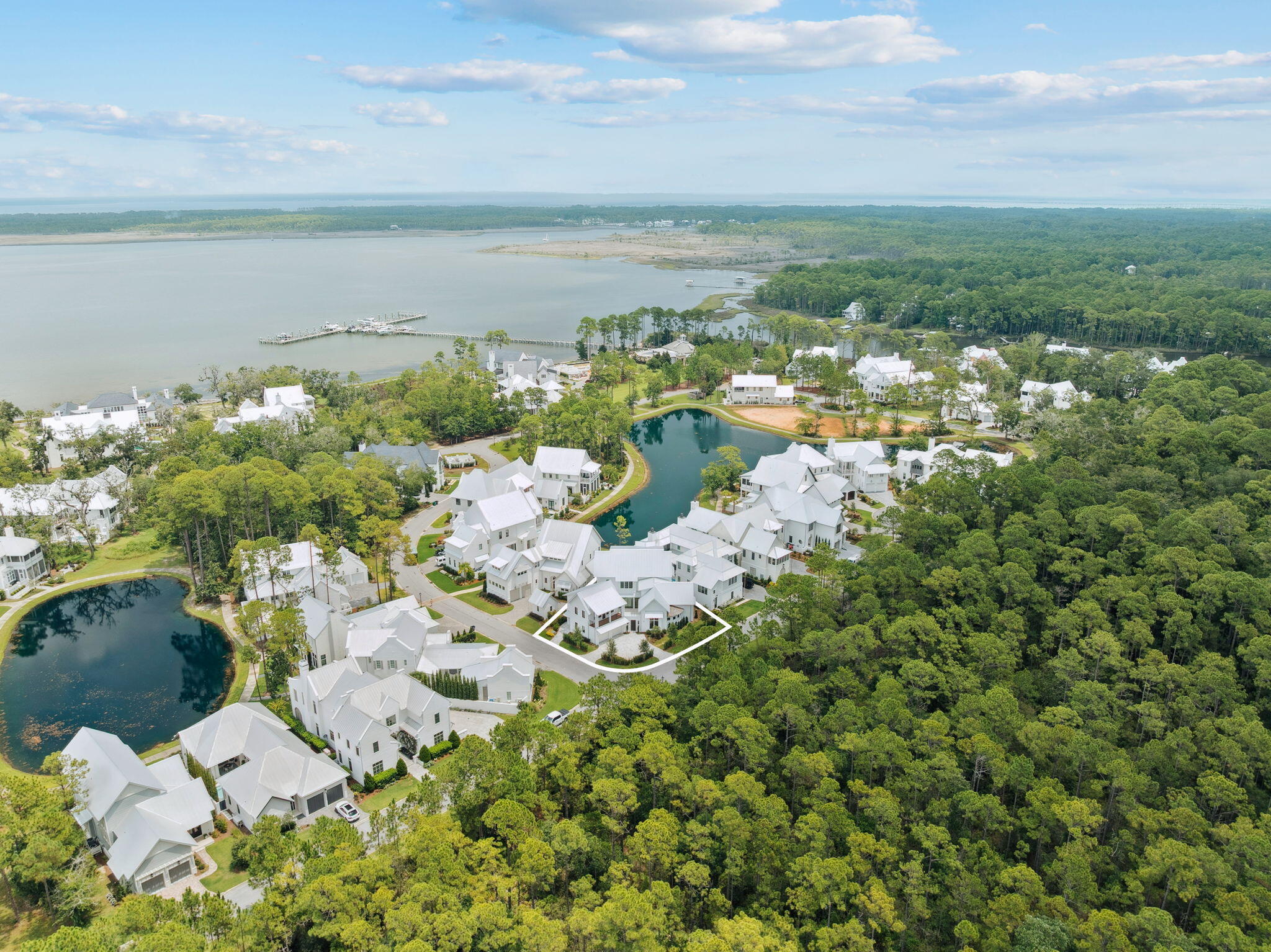 CHURCHILL OAKS - Residential
