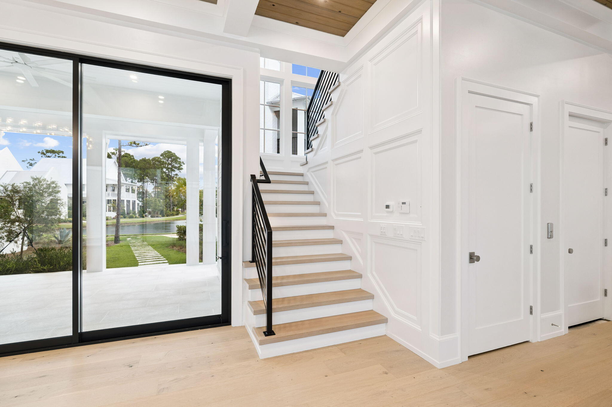 CHURCHILL OAKS - Residential