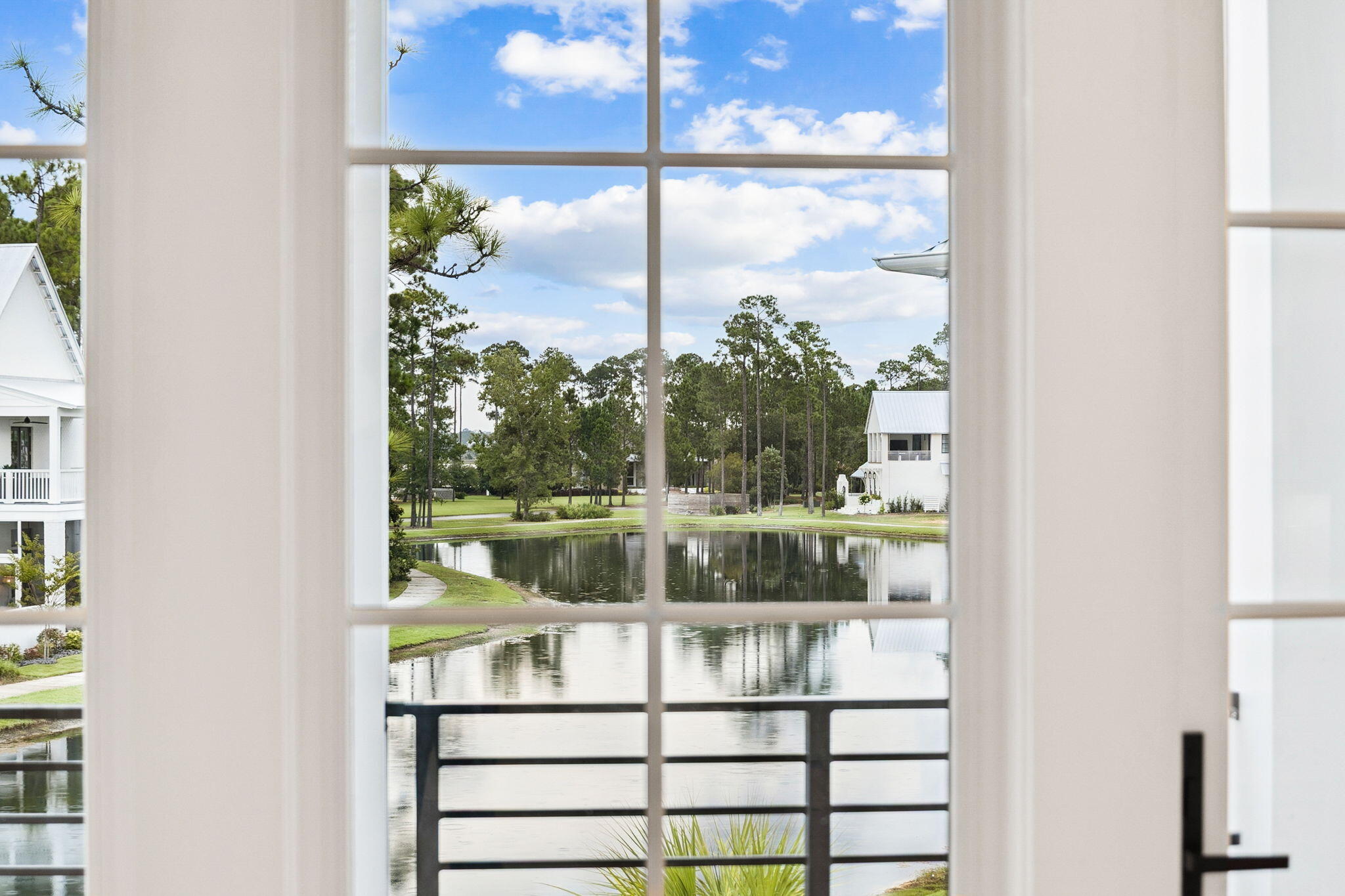 CHURCHILL OAKS - Residential