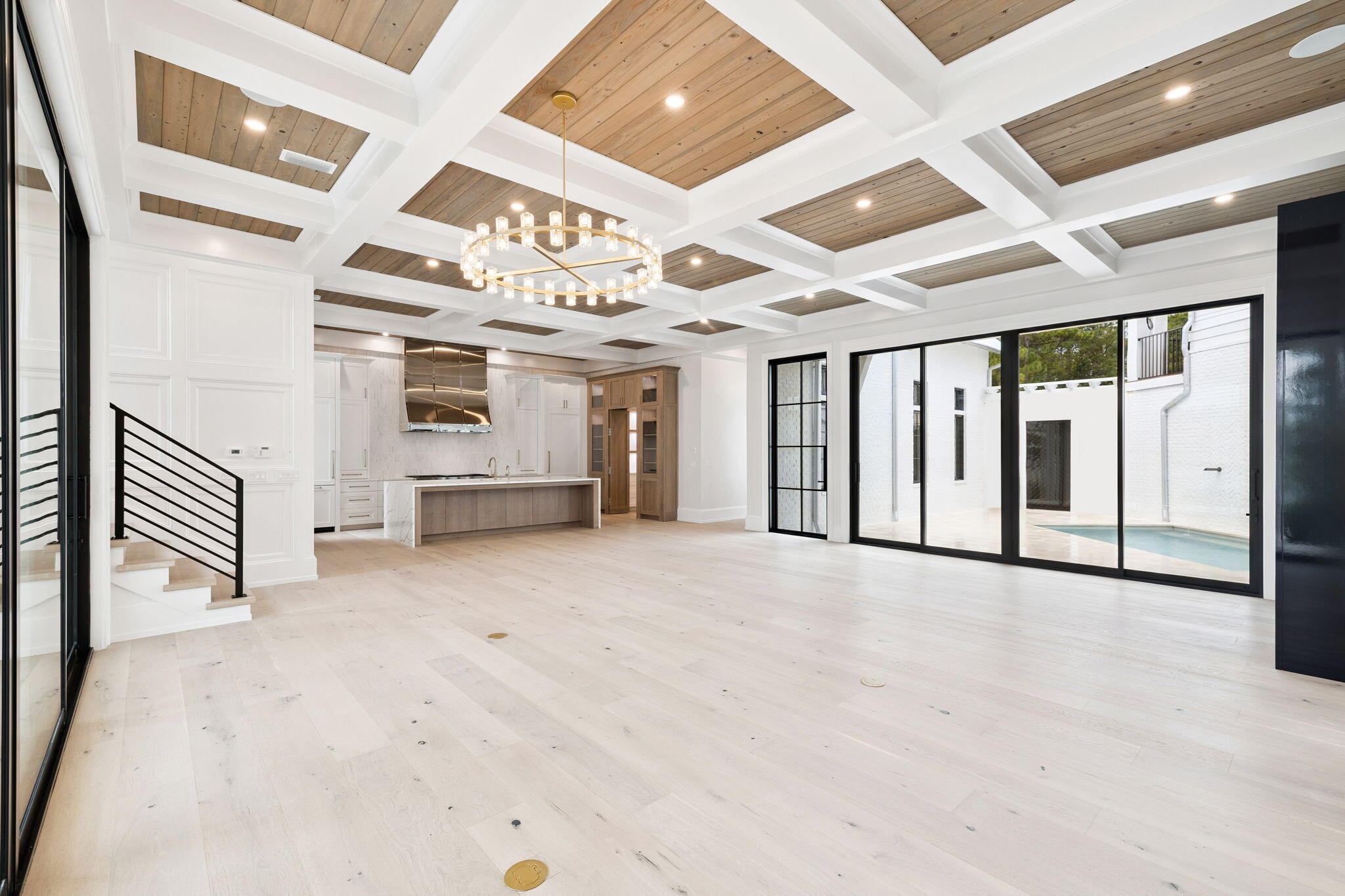 CHURCHILL OAKS - Residential
