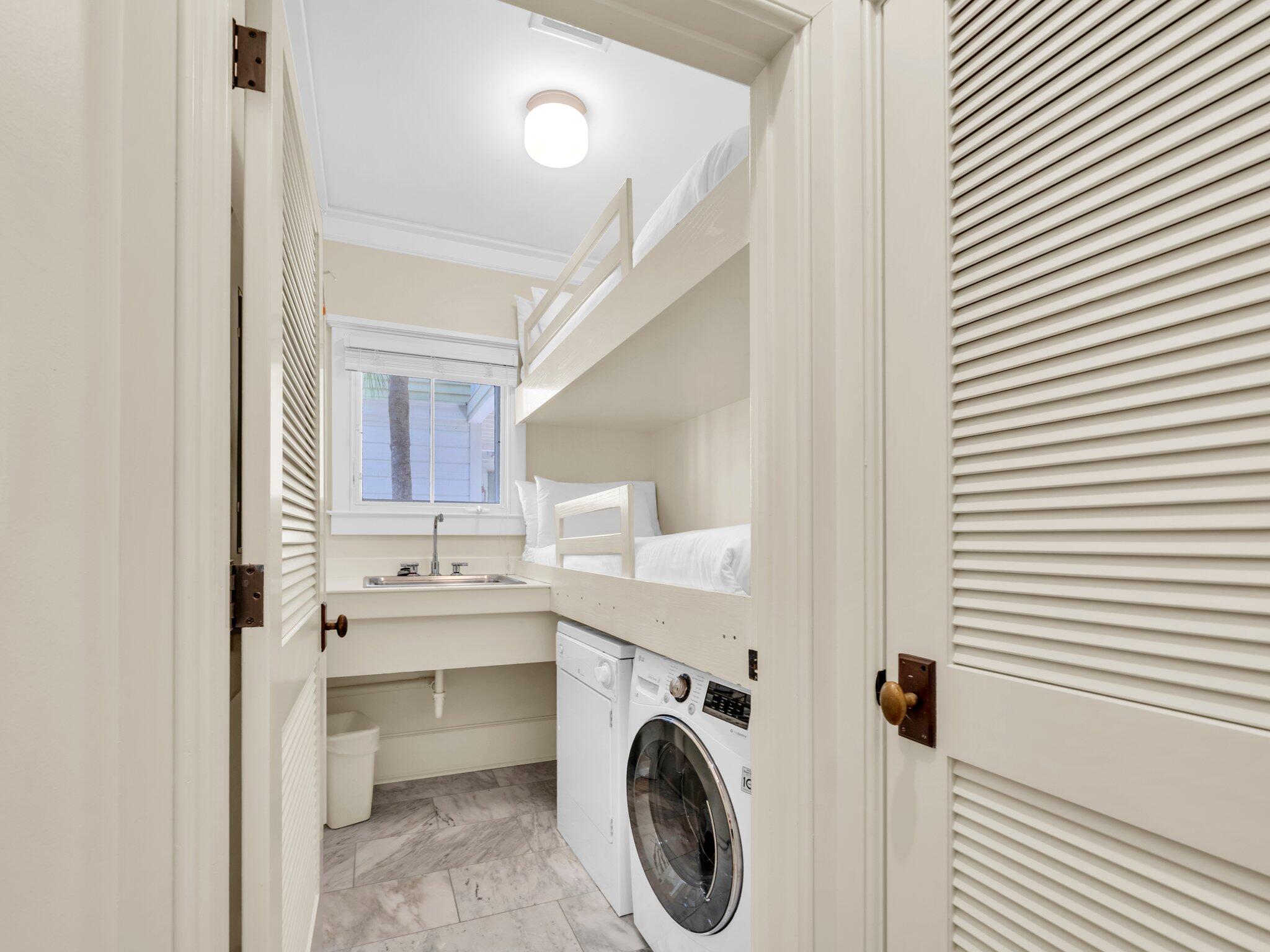 WATERCOLOR TOWN CENTER M6A&B&C - Residential