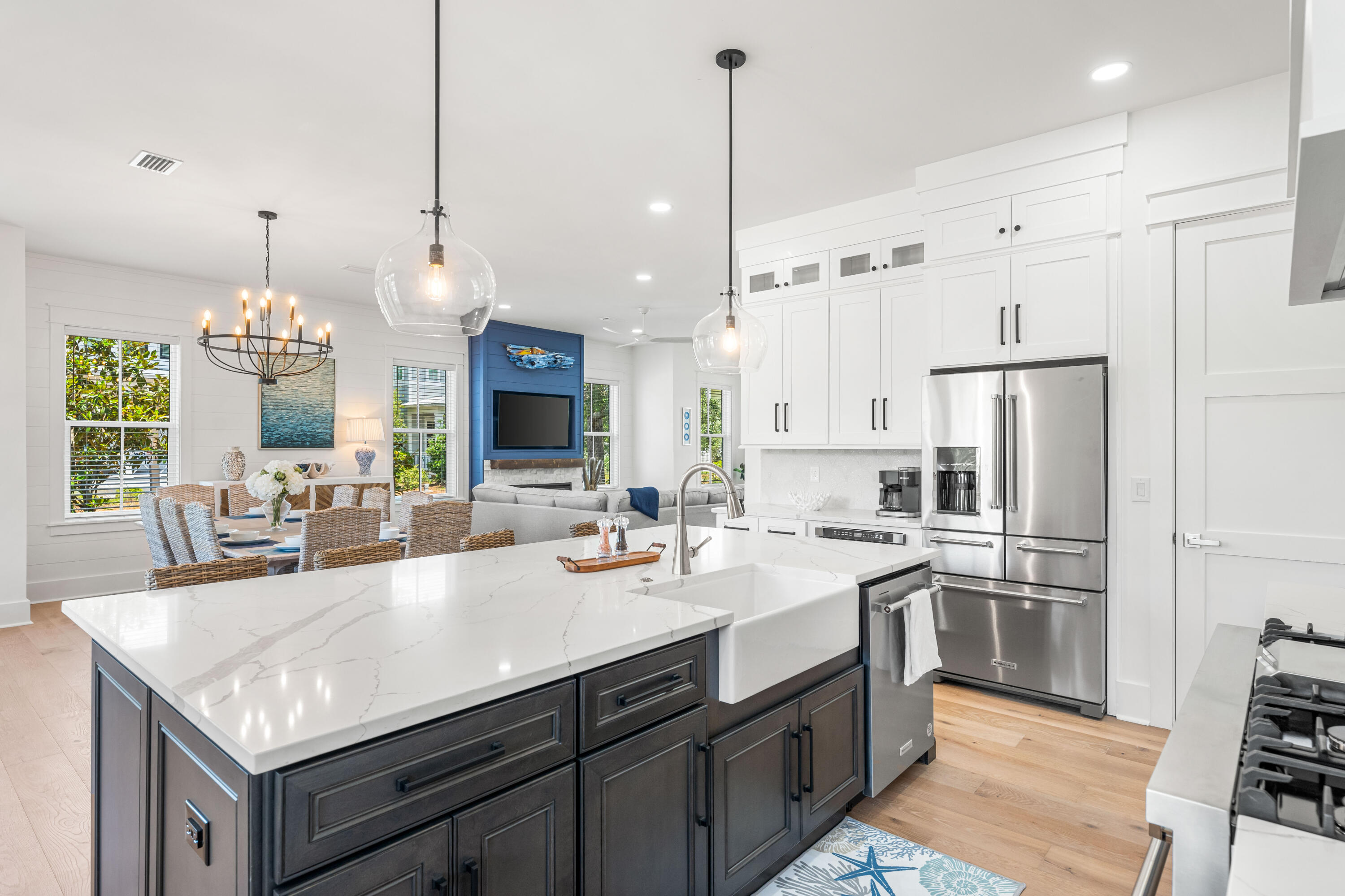 LAKESIDE AT BLUE MOUNTAIN BEACH - Residential