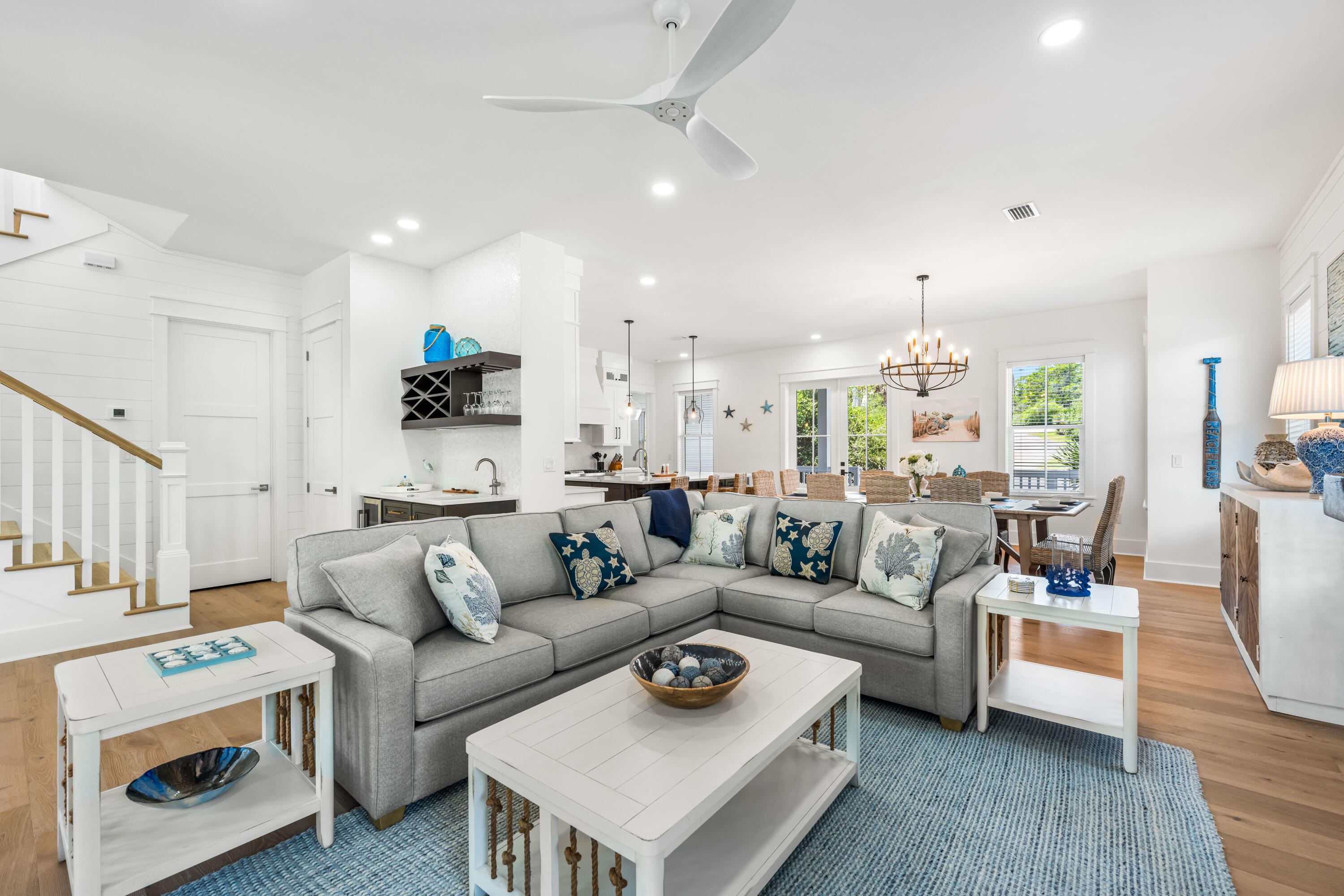 LAKESIDE AT BLUE MOUNTAIN BEACH - Residential