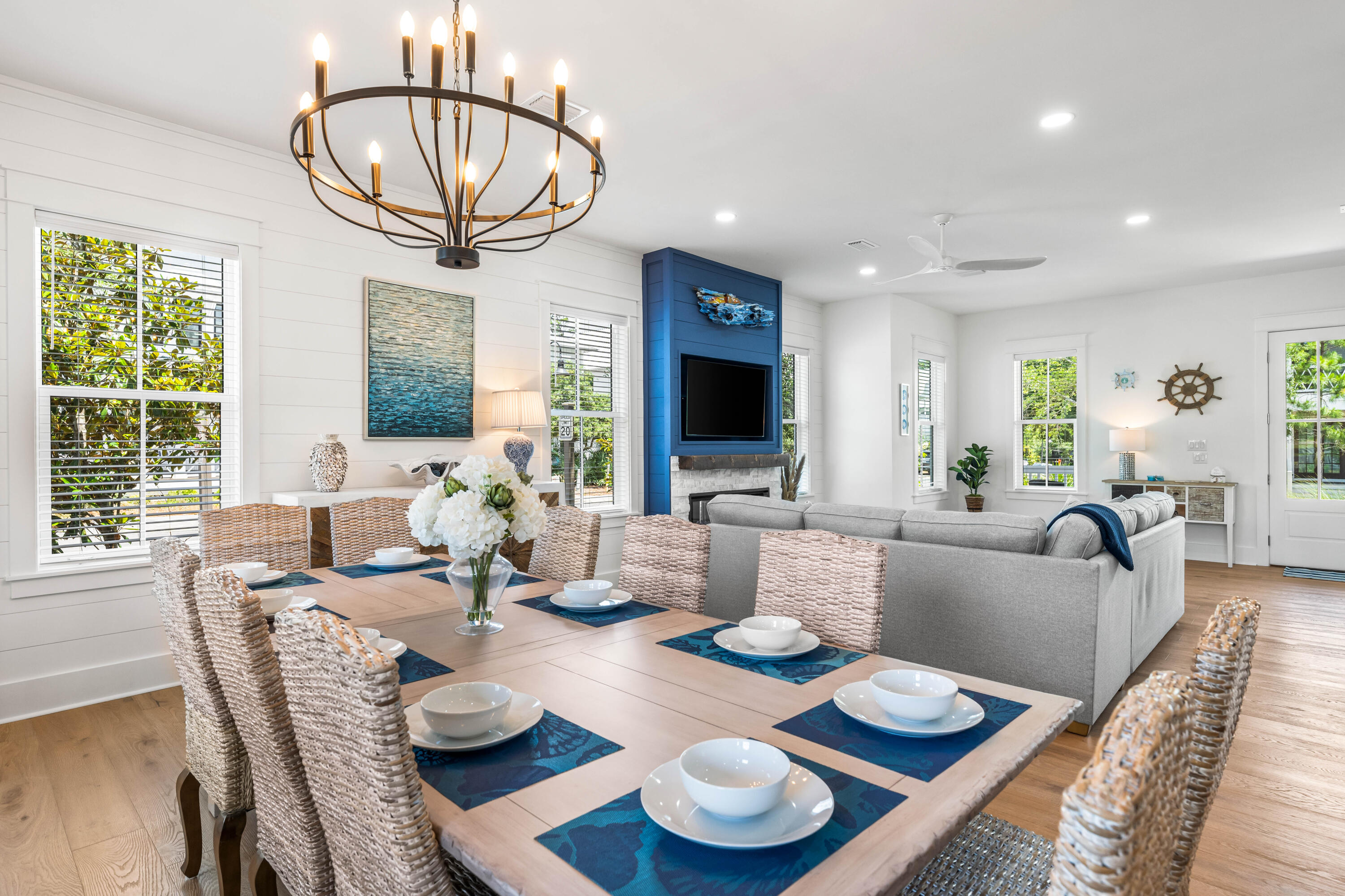 LAKESIDE AT BLUE MOUNTAIN BEACH - Residential
