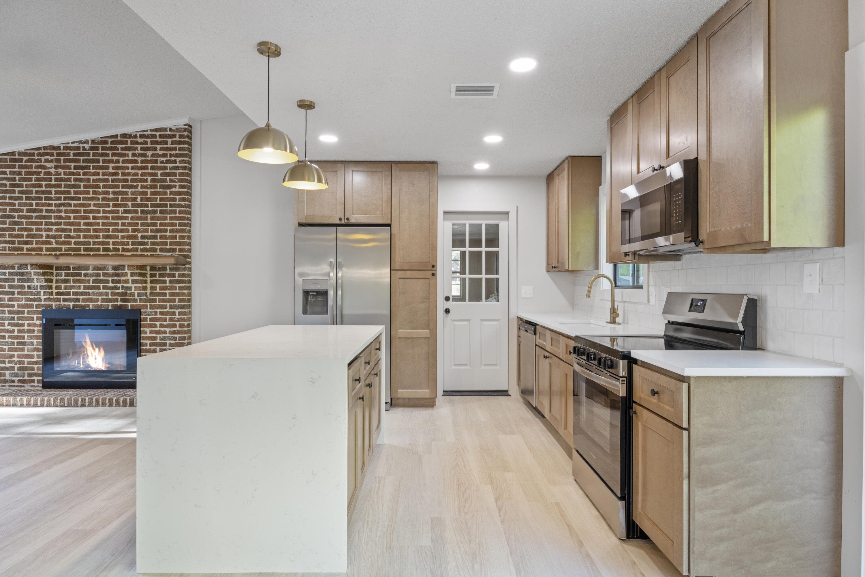 VALPARAISO P/C #5 LOT 8 & S25 FT LOT 9 - Residential