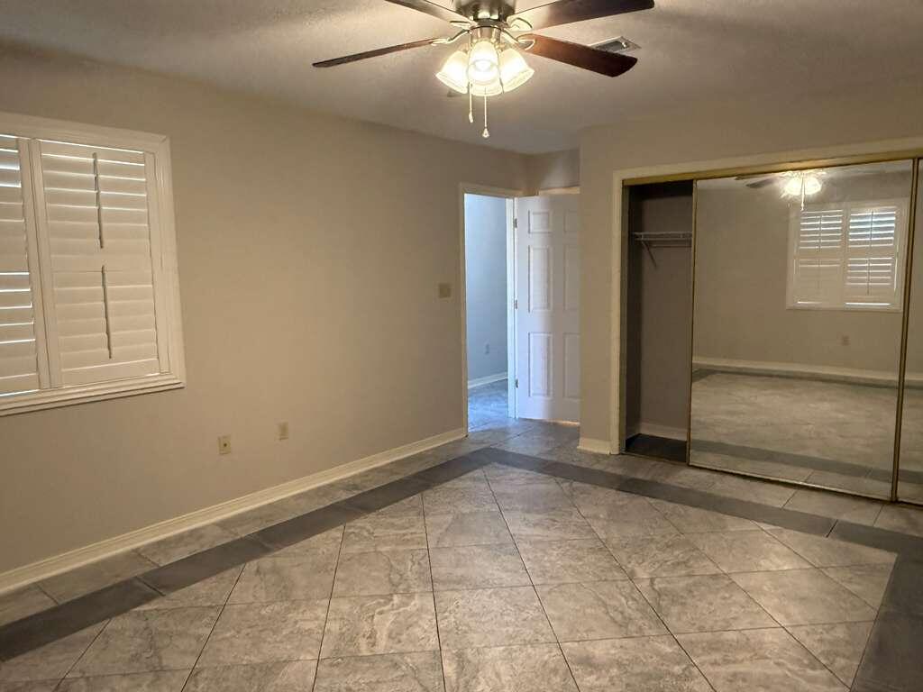 WATER OAKS 4 T/H - Residential Lease