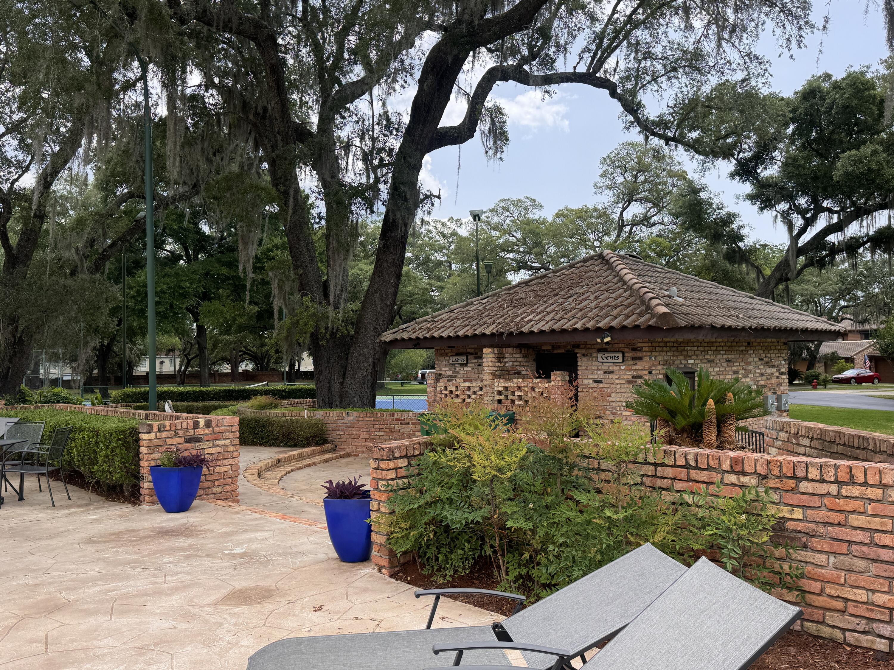 WATER OAKS 4 T/H - Residential Lease