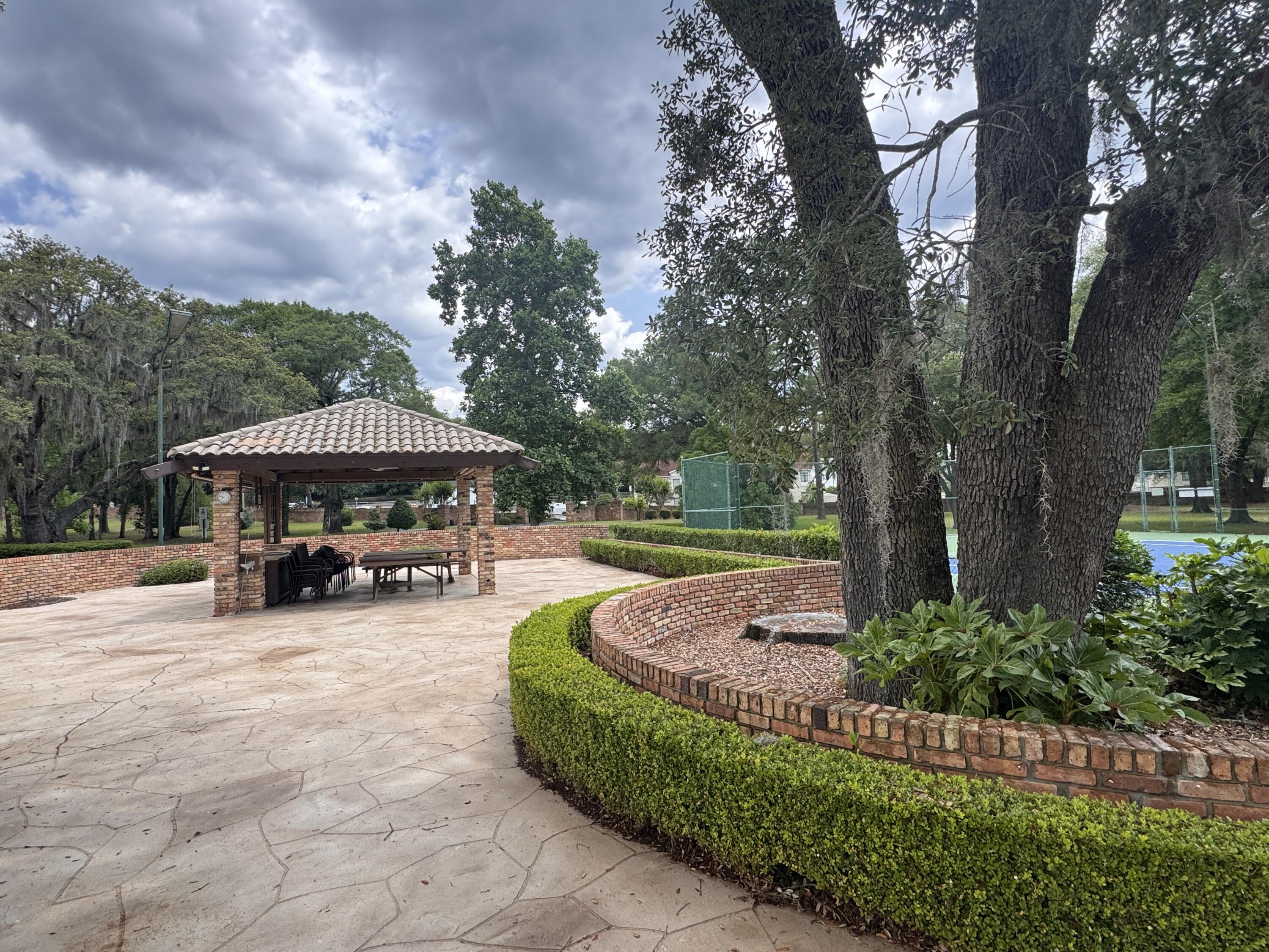WATER OAKS 4 T/H - Residential Lease