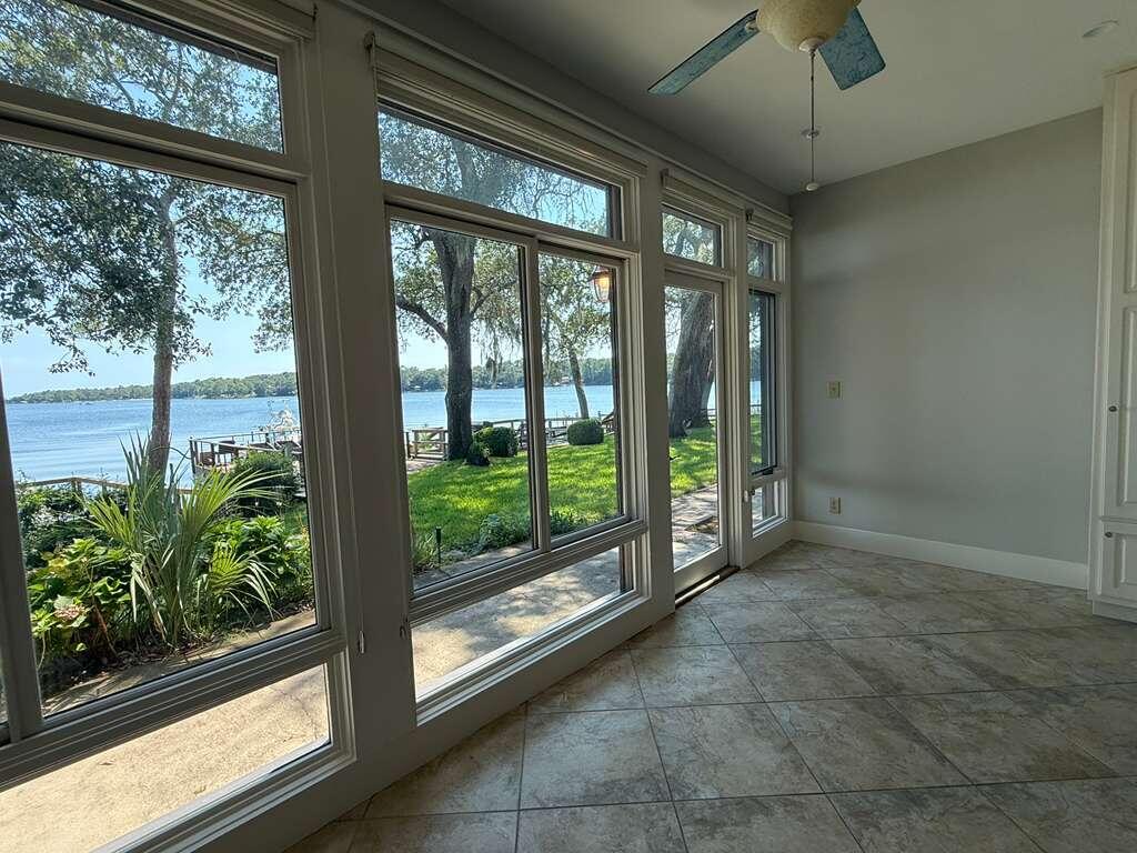 WATER OAKS 4 T/H - Residential Lease