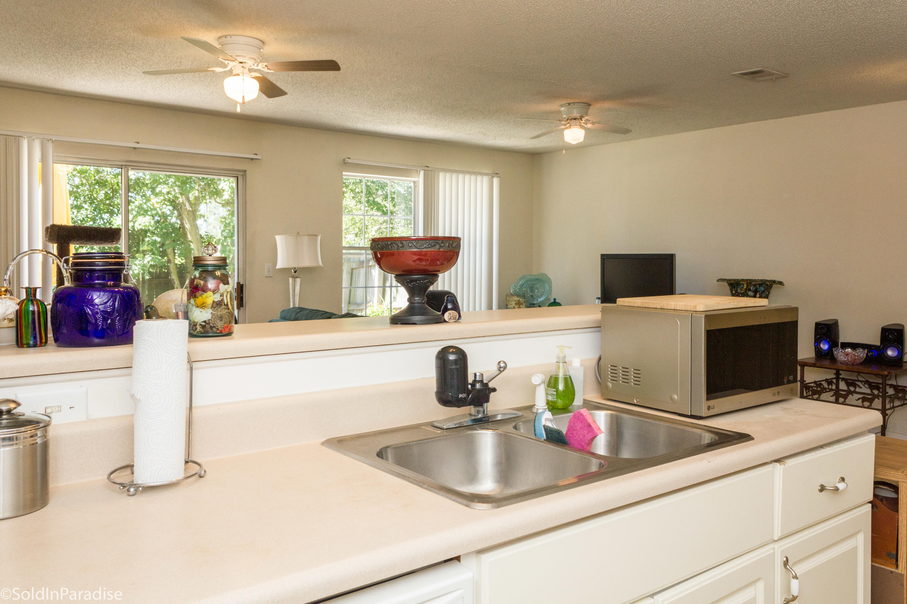 DOMENICAS COVE T/H - Residential