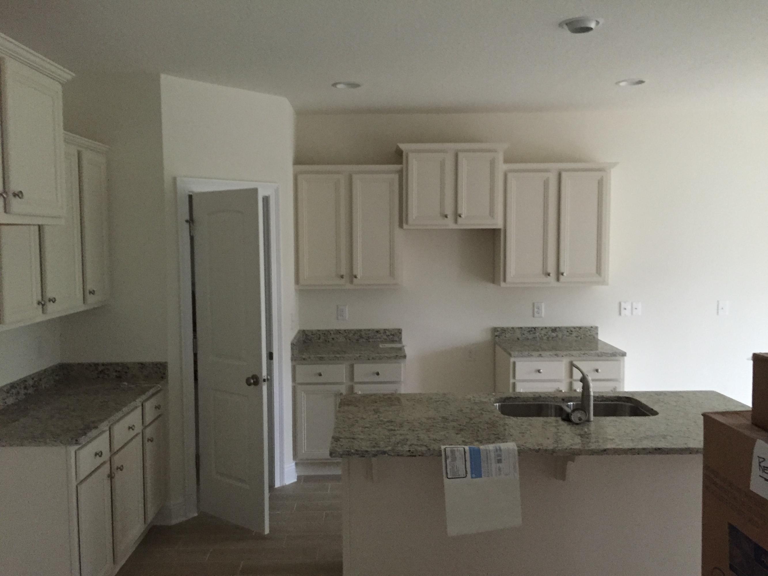 Musset Bayou Manor - Residential