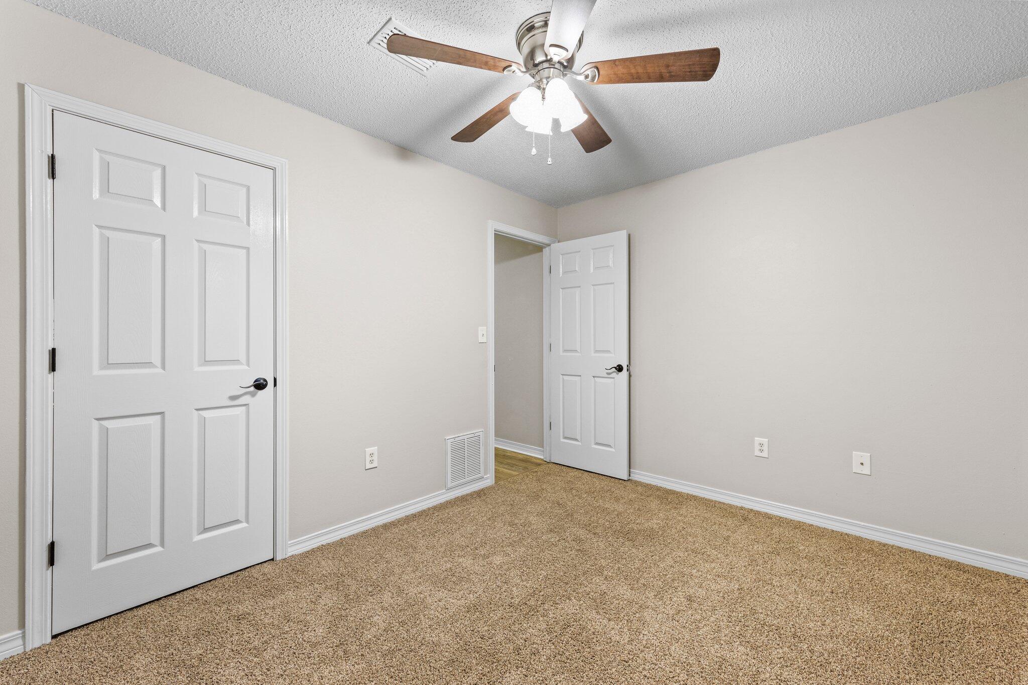 COUNTRYVIEW ESTATES 4TH ADDN PH 5 - Residential Lease