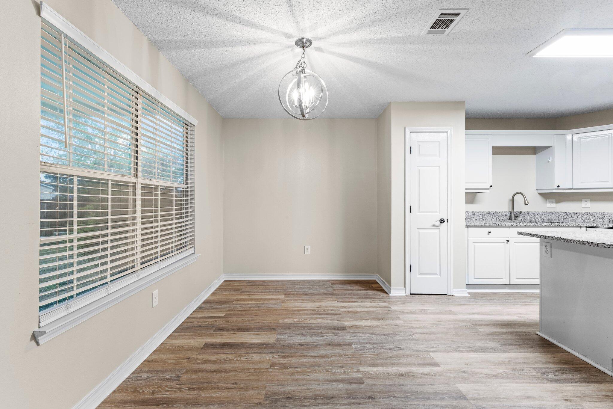 COUNTRYVIEW ESTATES 4TH ADDN PH 5 - Residential Lease