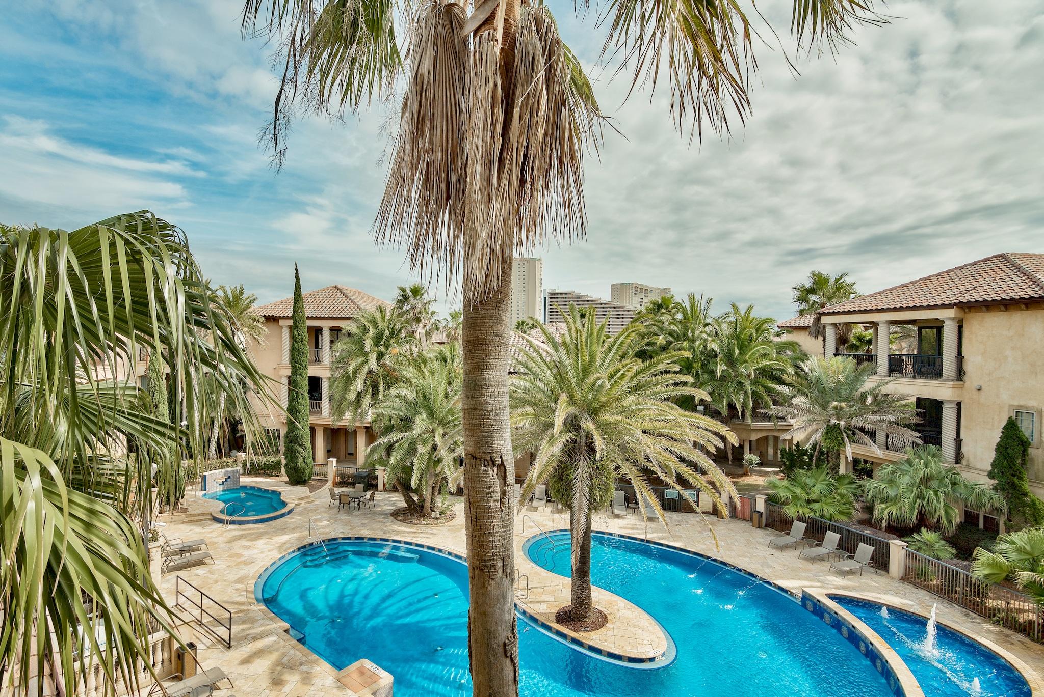 SAINT TROPEZ - Residential